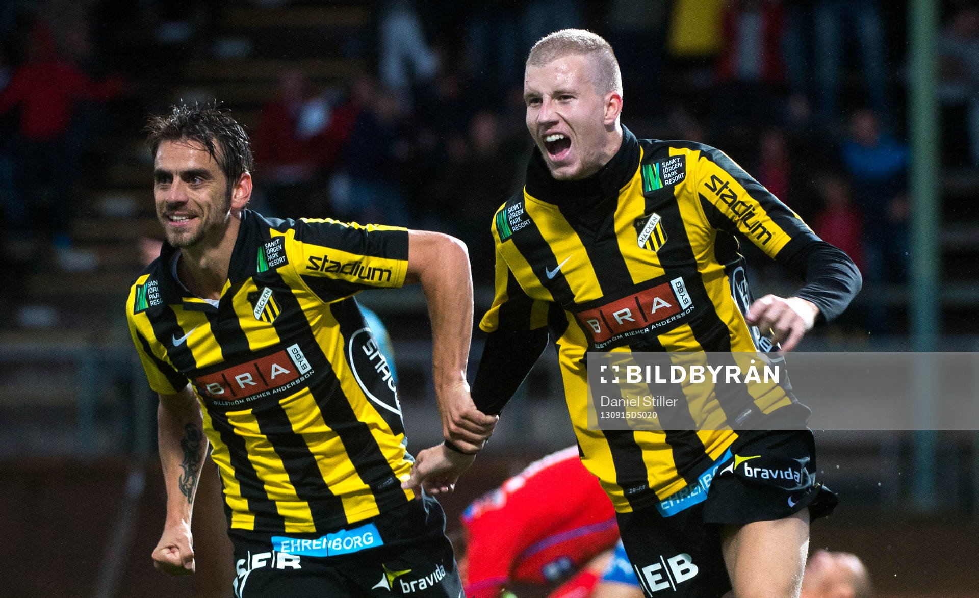 Häckens Björn Anklev jublar