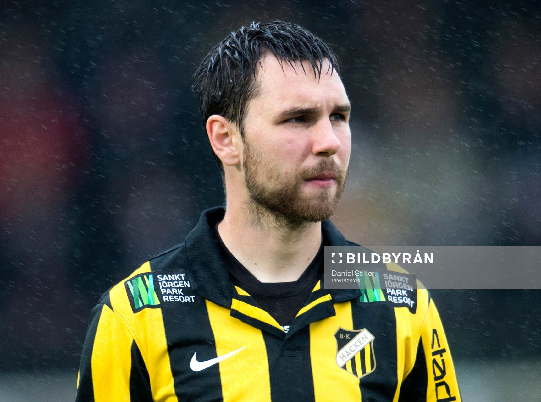 Häckens Mikolaj Lebedynski innan fotbollsmatchen i