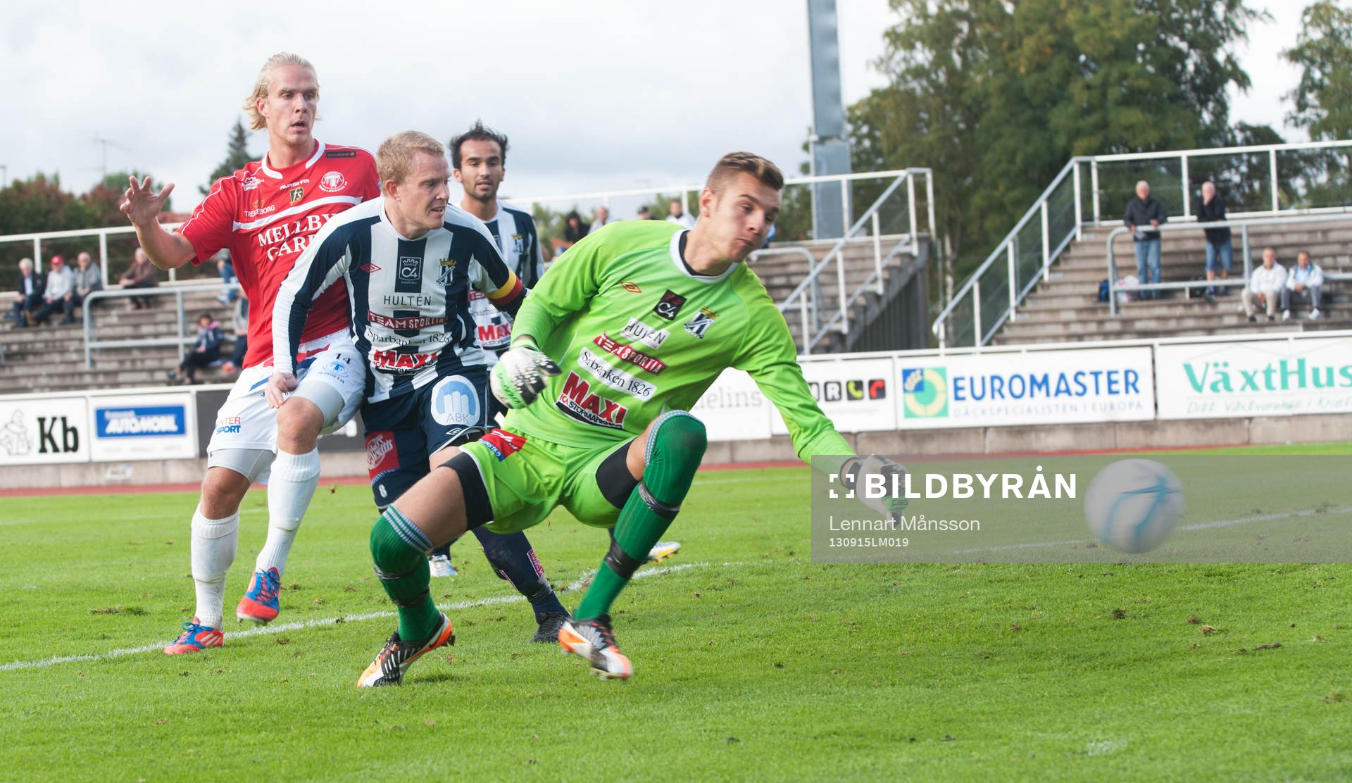 Linus Olsson, Trelleborg oroar Kristianstads-försvaren med