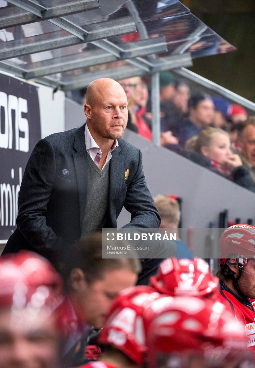 Almtunas assisterande tränare Marcus Ragnarsson