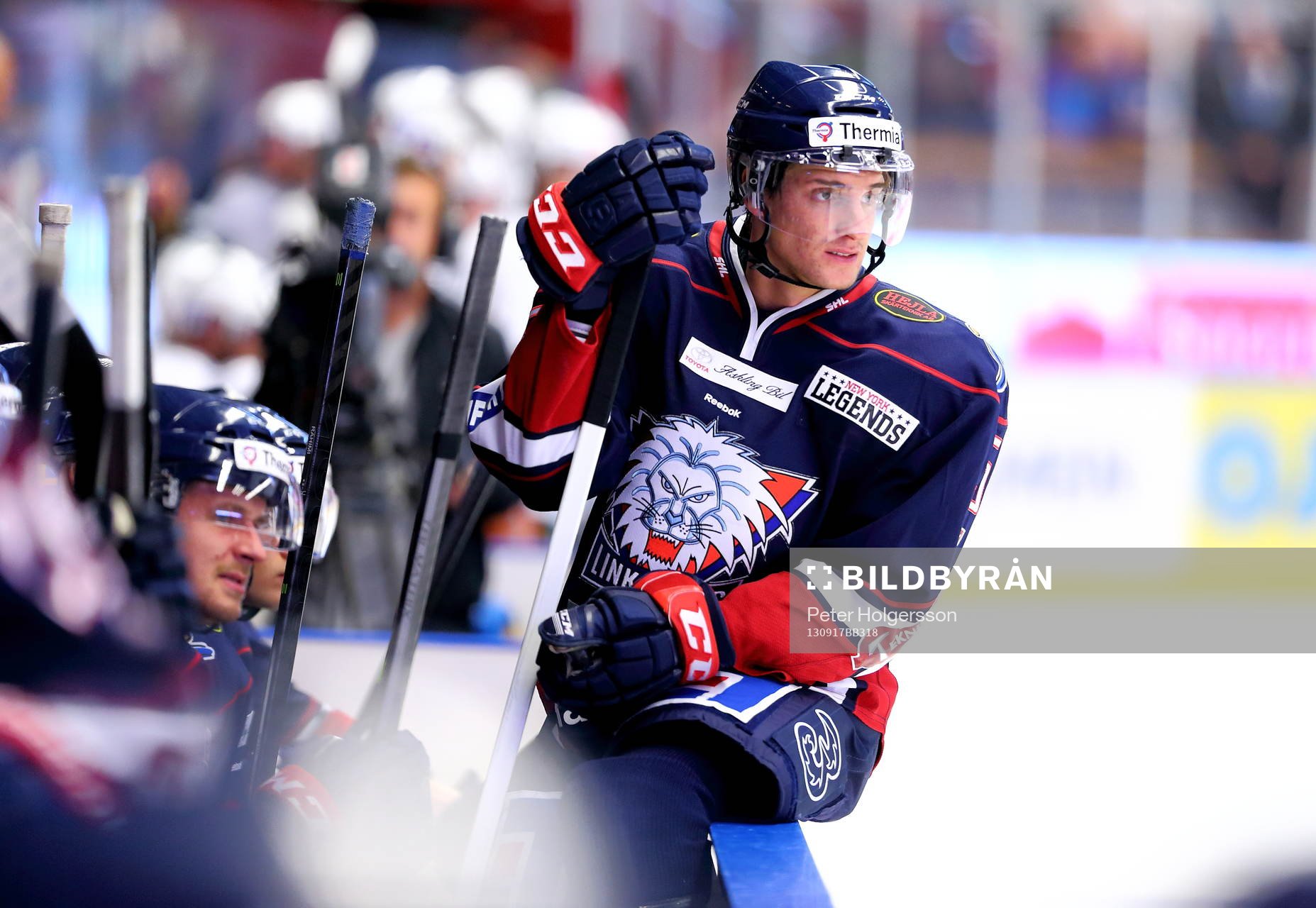 Linköpings Mattias Bäckman i matchen mellan Linköping