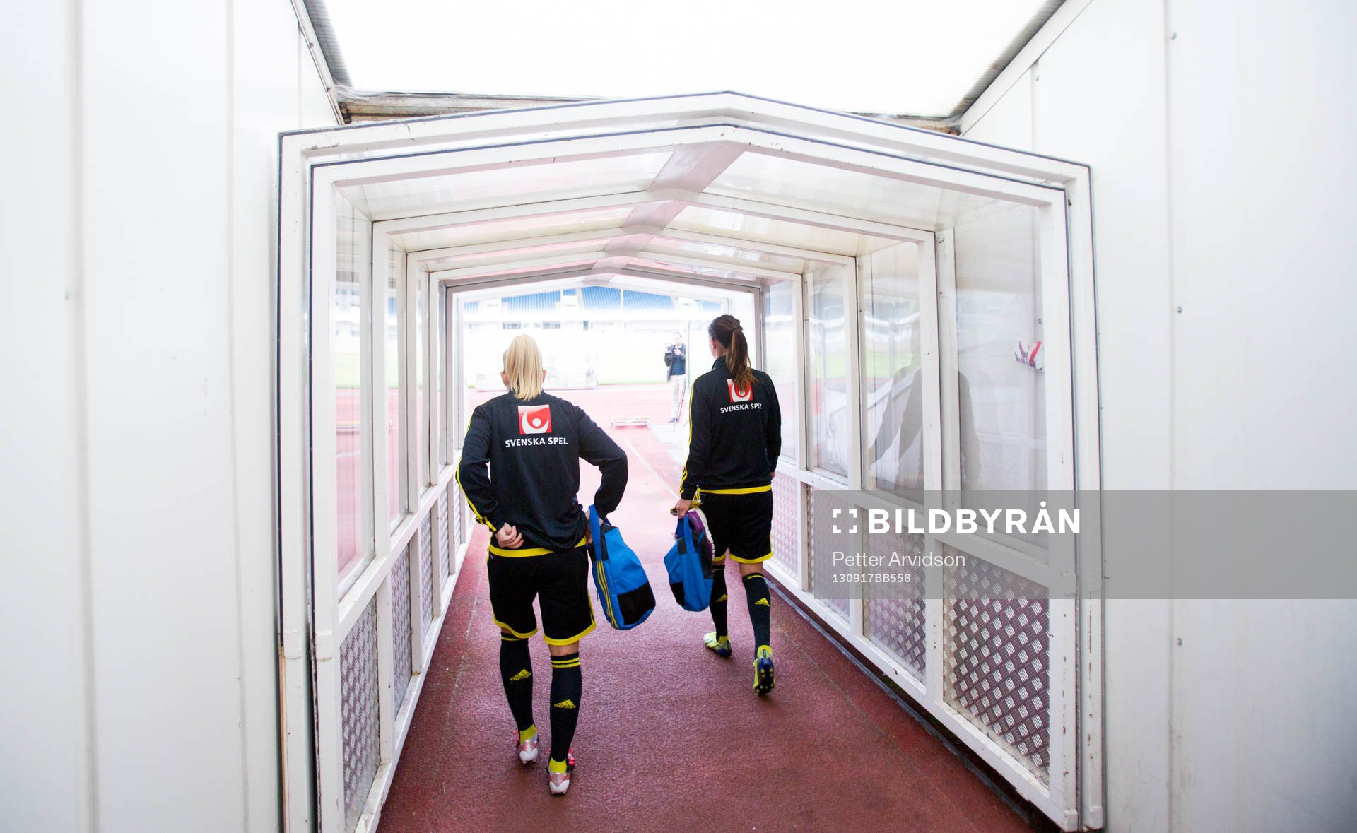 under svenska damlandslagets träning på Malmö Stadion