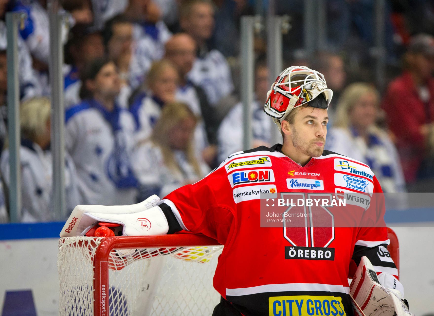 Tim Sandberg, målvakt deppar i SHL mellan Örebro och