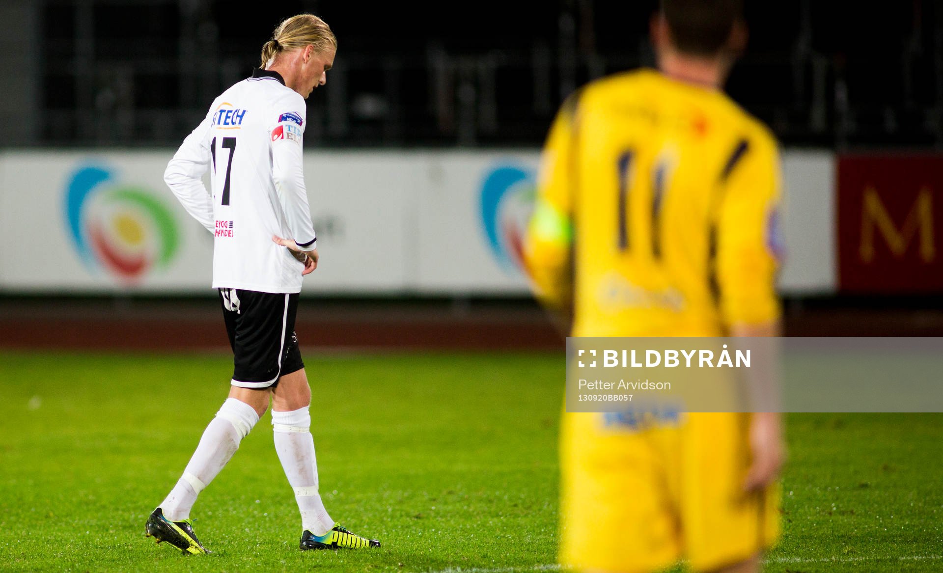 Örebros Karl Holmberg deppar