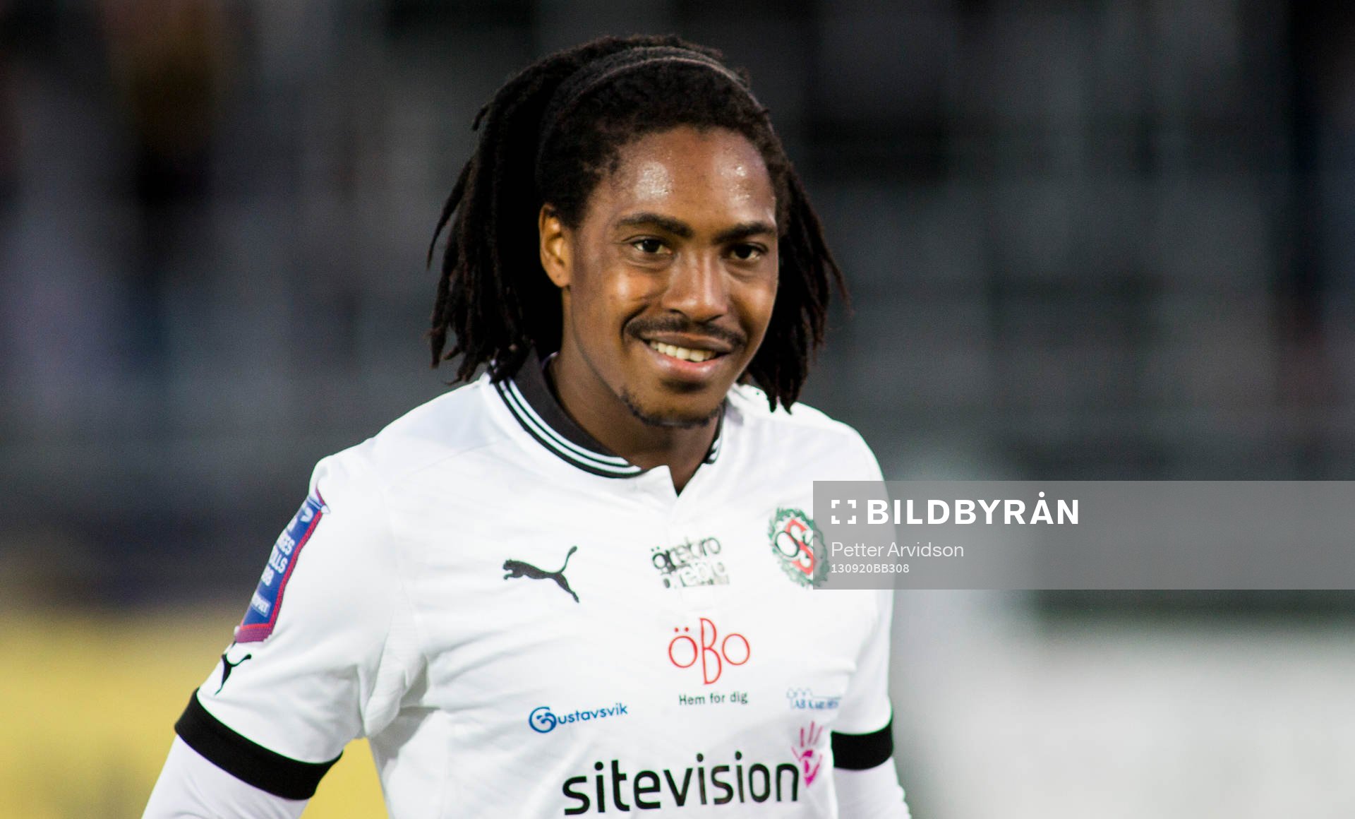 Örebros Ayanda Nkili