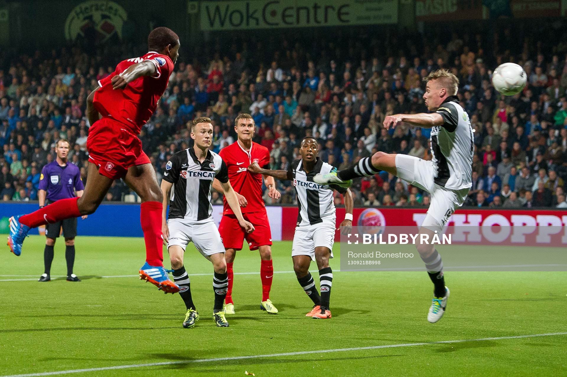 ALMELO, Heracles Almelo - FC Twente, Voetbal Eredivisie,