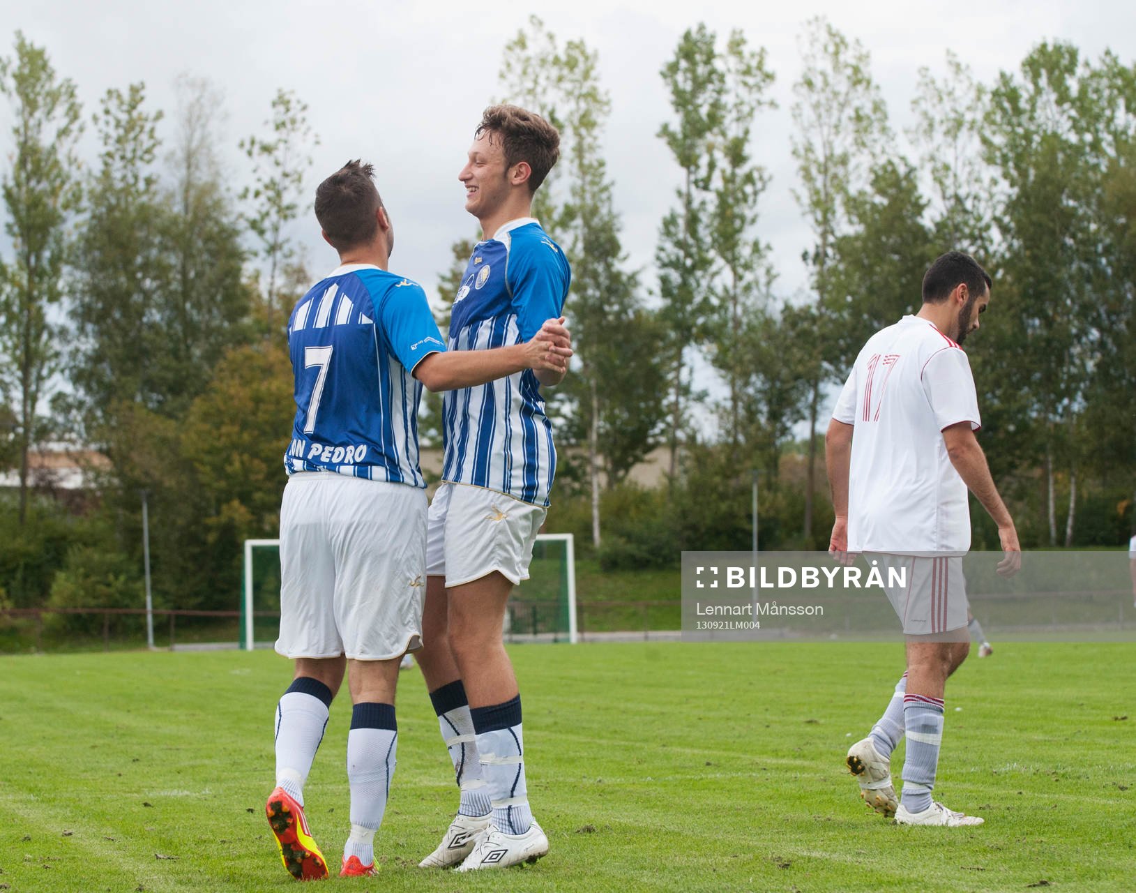 0-1, Bosna tar ledningen