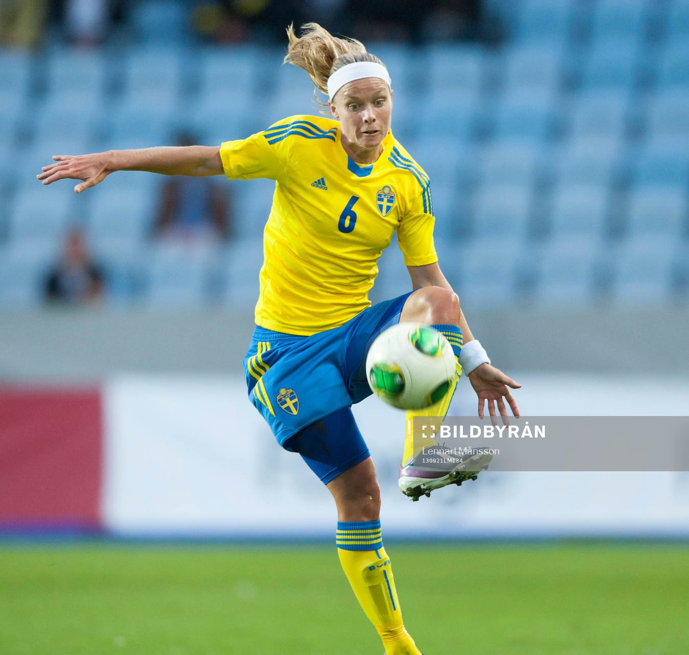 Sara Thunebro, Sverige