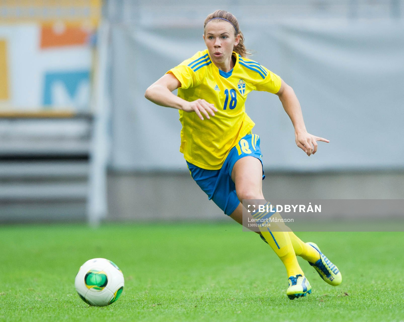 Jessica Samuelsson, Sverige