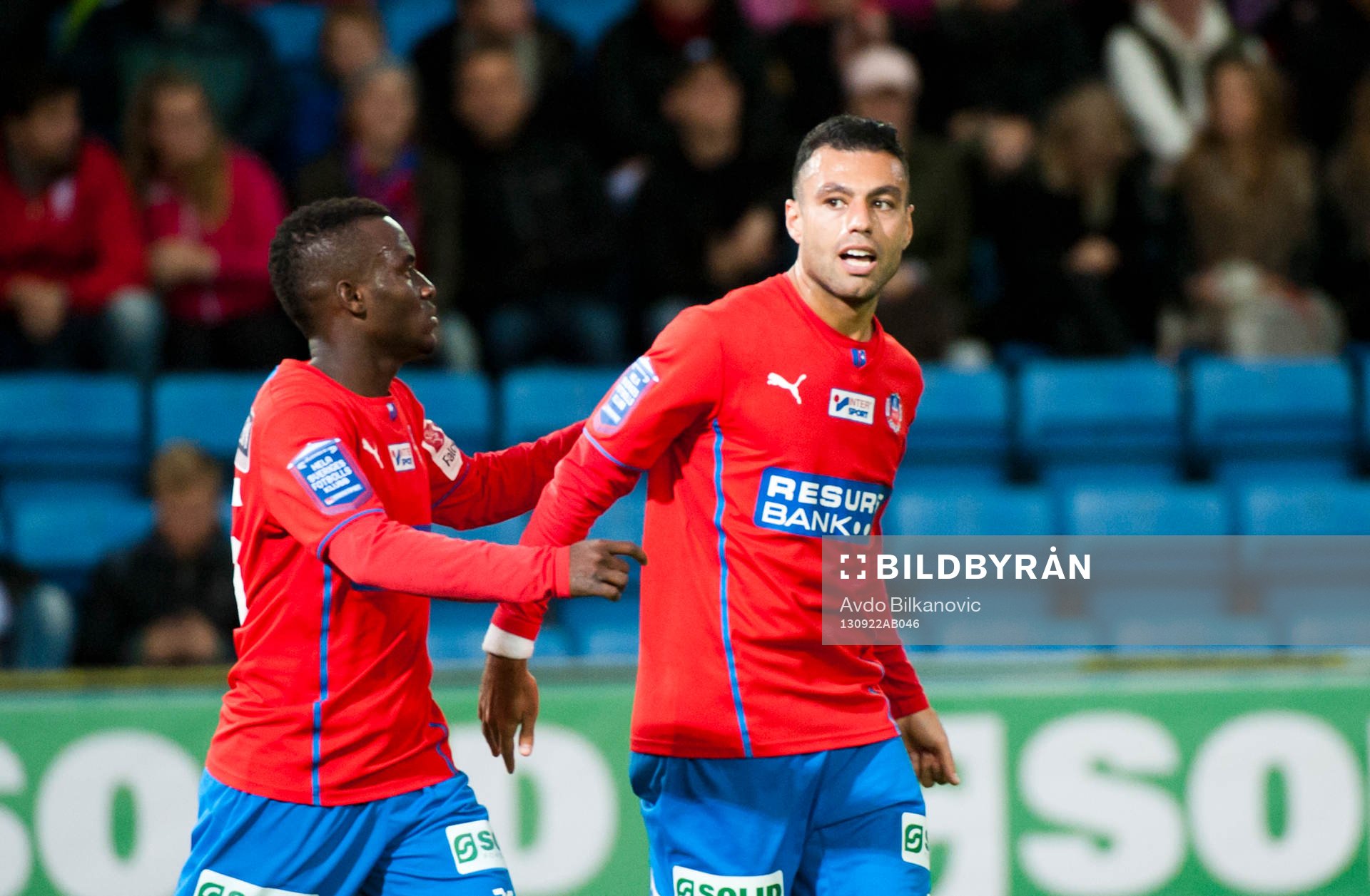 Helsingborgs Imad Khalili jublar med David Accam