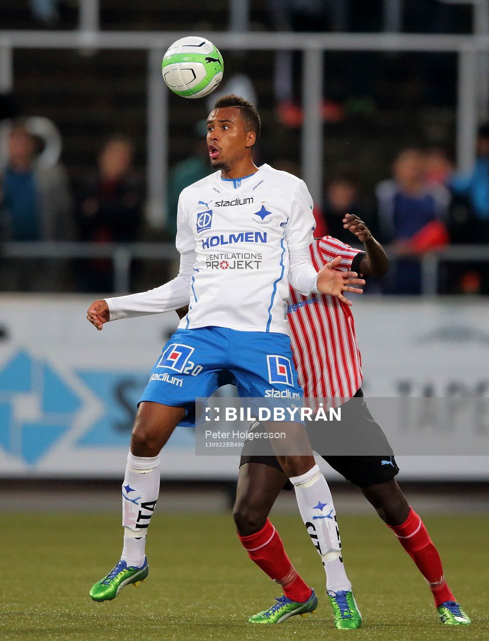 Norrköpings Isaac Kiese Thelin i fotbollsmatchen mellan