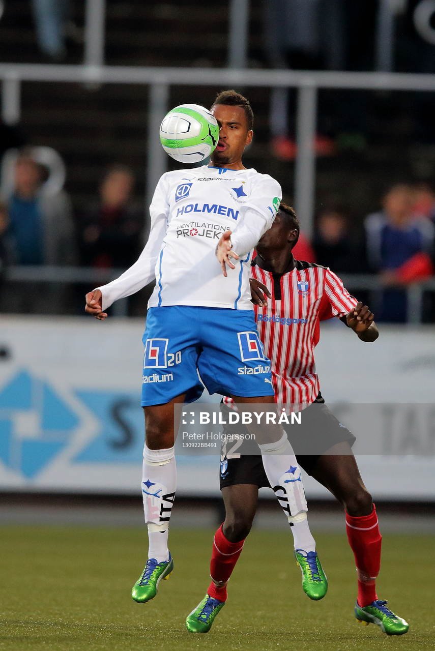 Norrköpings Isaac Kiese Thelin i fotbollsmatchen mellan