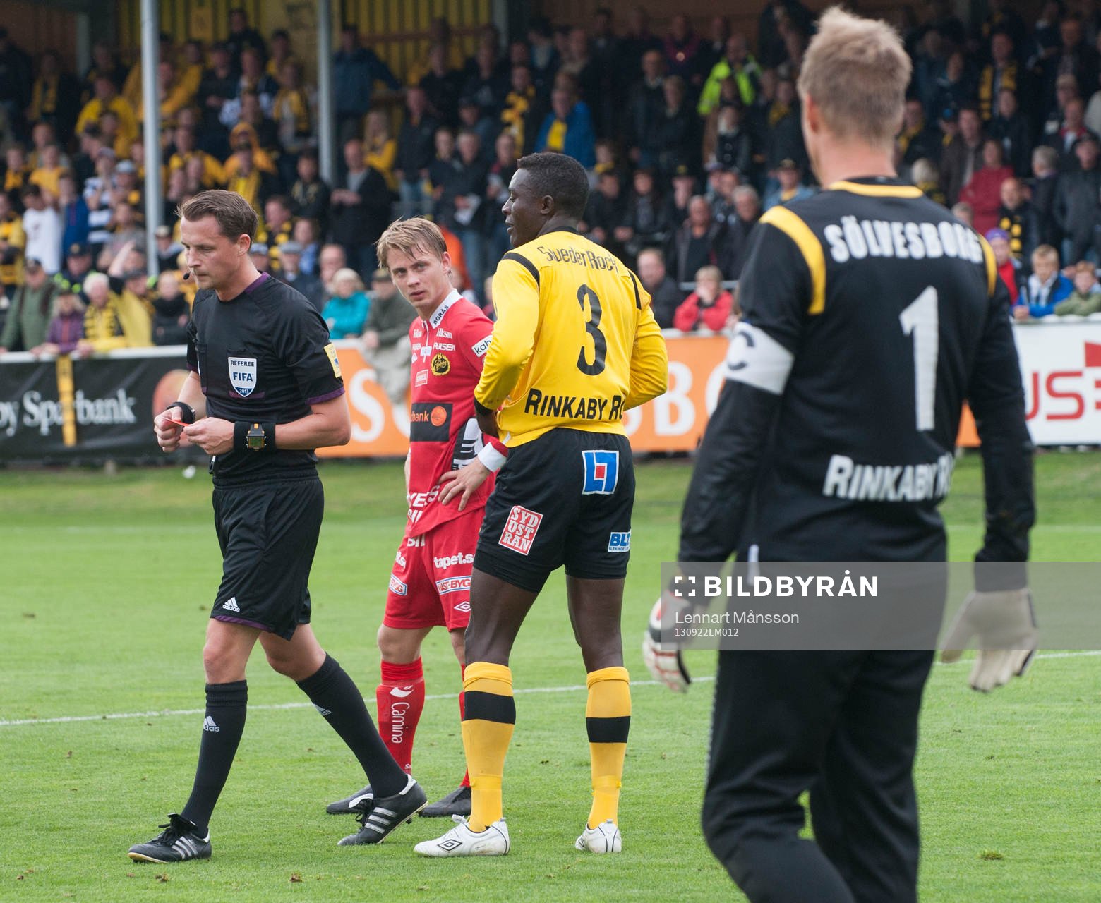 1-1, straff, och utvisning Gbenga Arokoyo, Mjällby,