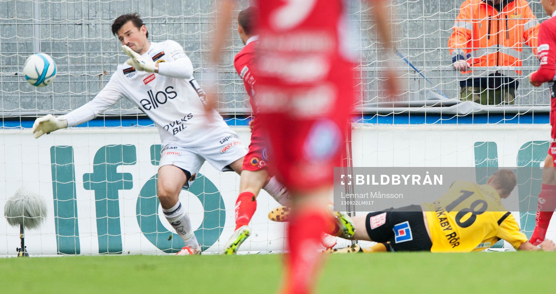 1-0, Pär Ericsson, Mjällby, förbi Kevin Stuhr Ellegaard,