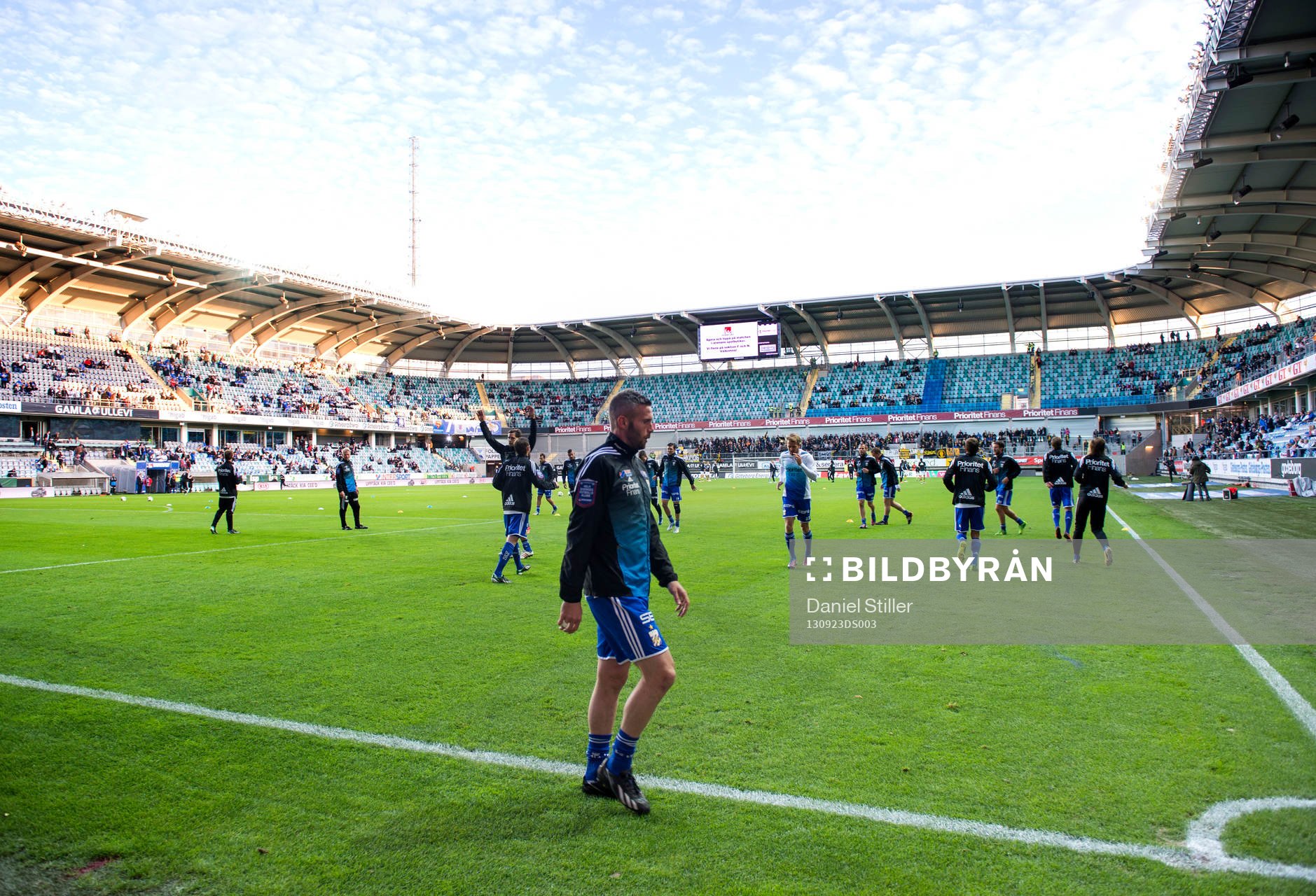 IFK Göteborg och Kjetil Waehler värmer innan