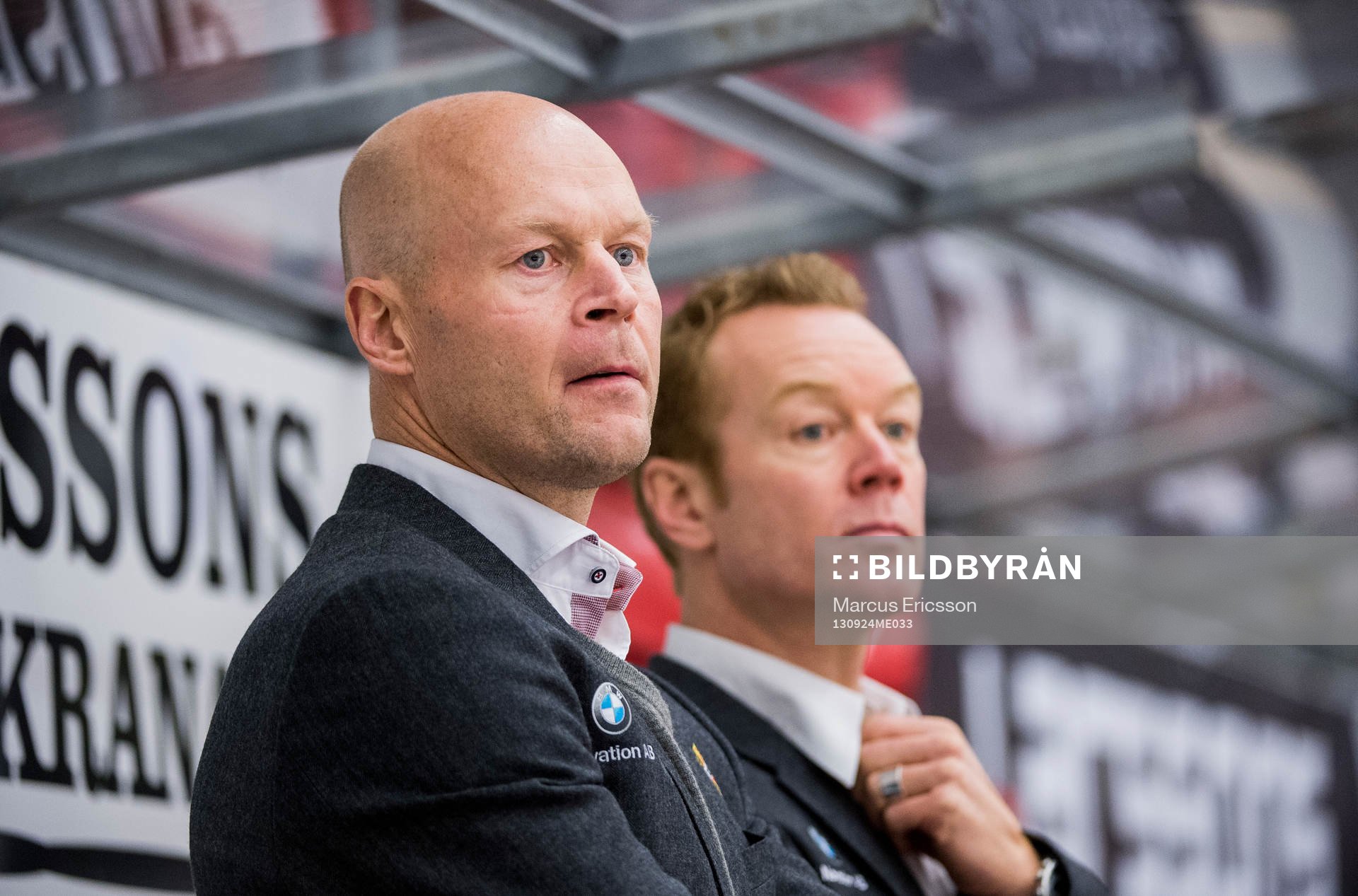 Almtunas assisterande tränare Marcus Ragnarsson och