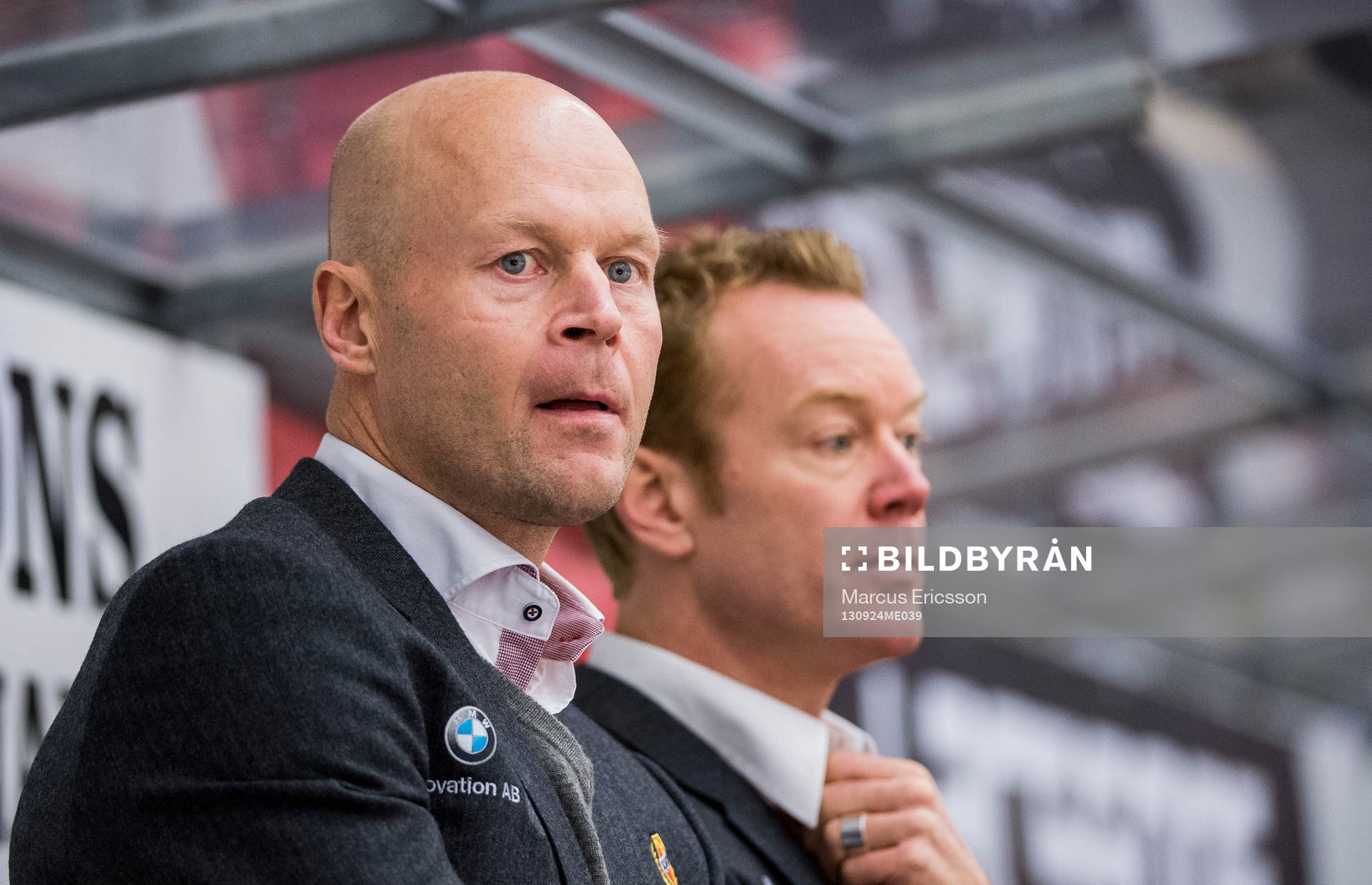 Almtunas assisterande tränare Marcus Ragnarsson och