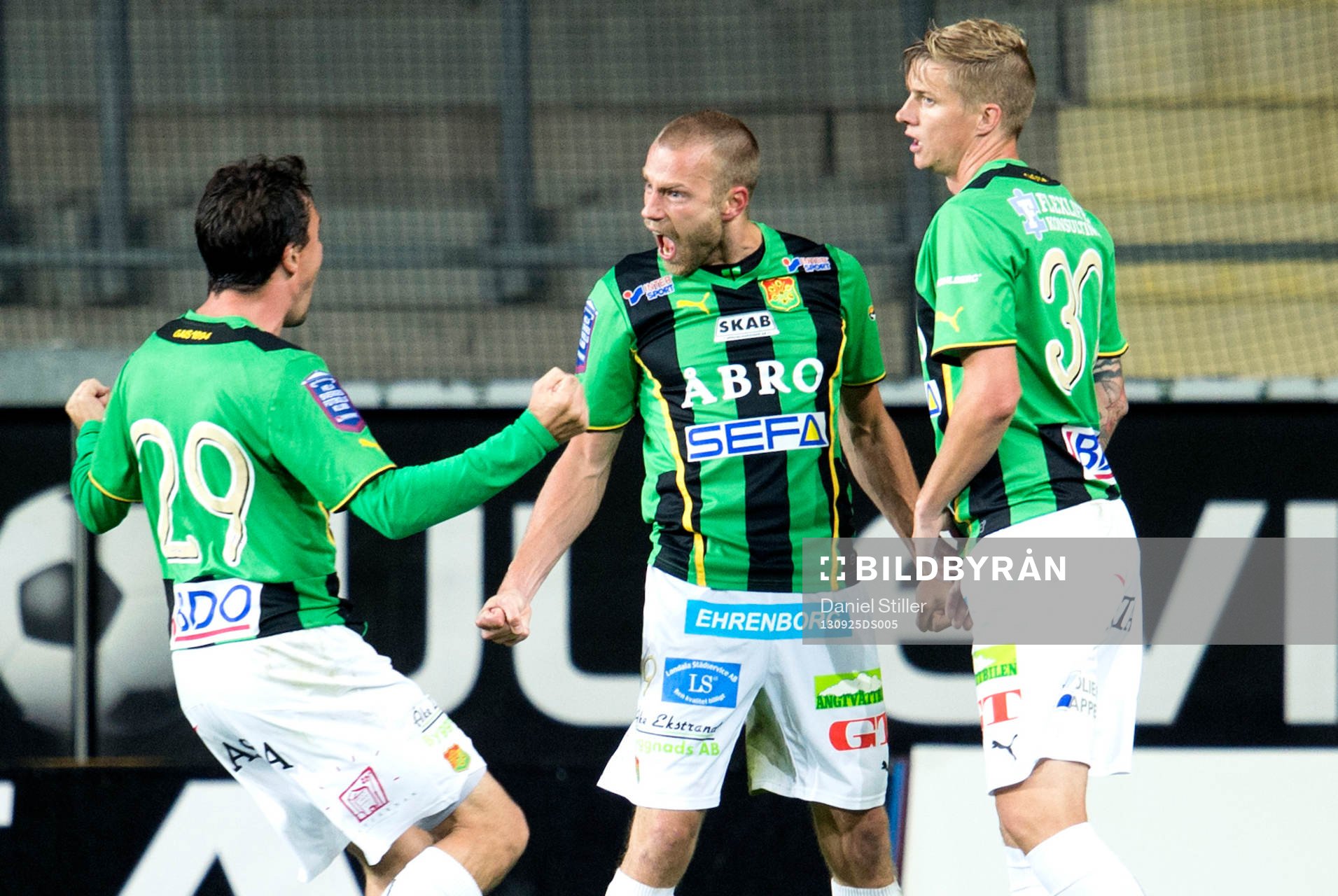 GAIS Joel Johansson gör 1-1 och jublar