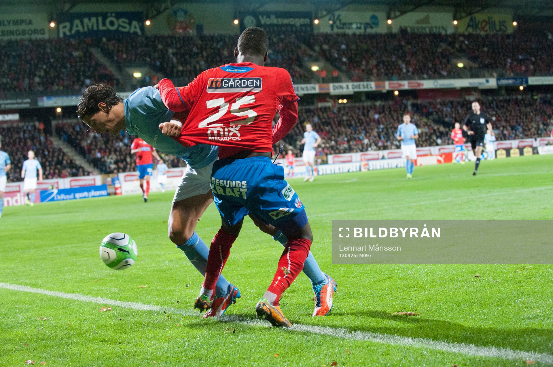 Tröjdragning, Miiko Albornoz, Malmö, mot David Accam,
