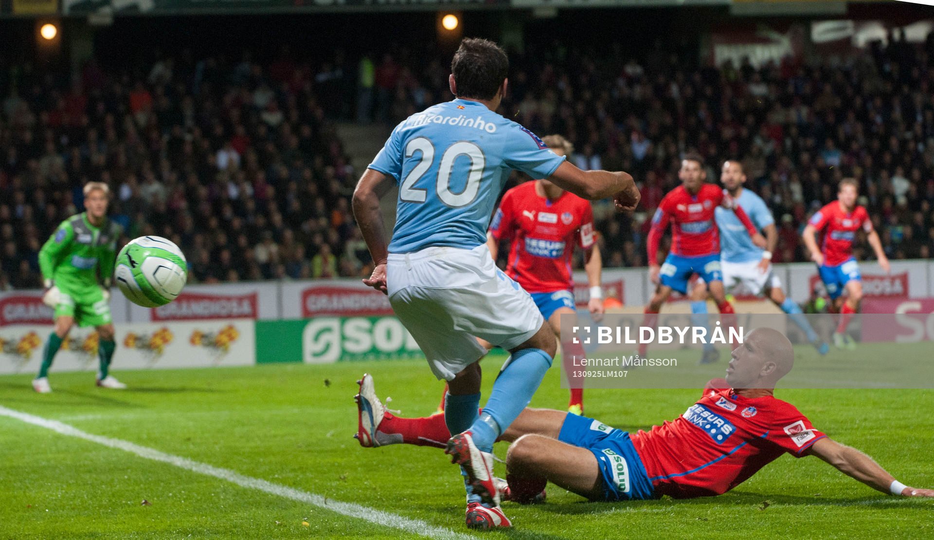 Glidtackling mattias Lindström, Helsingborg glidtacklar