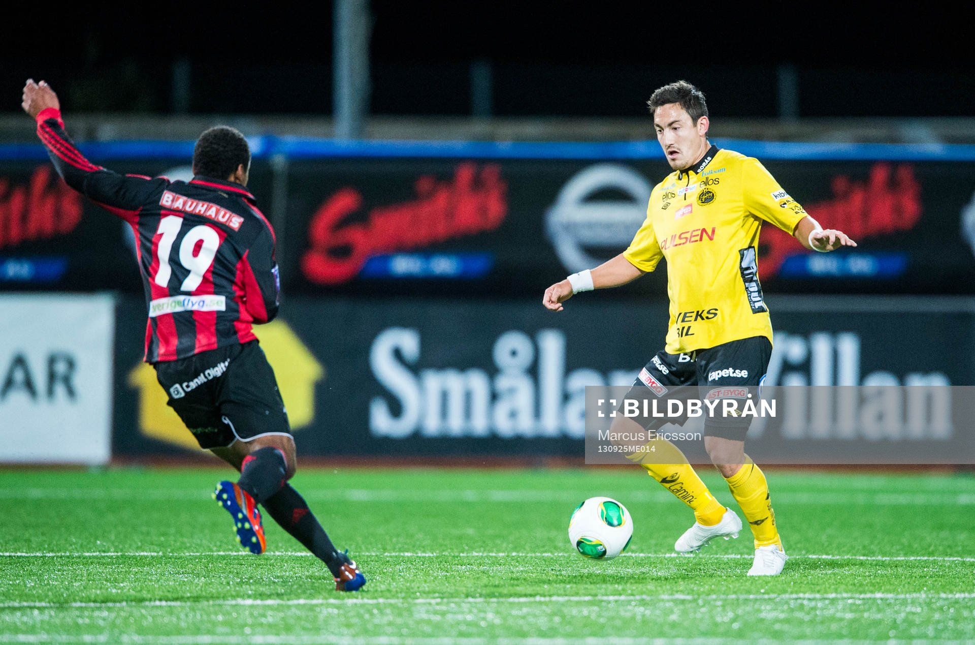 Elfsborgs Stefan Ishizaki spelar bollen