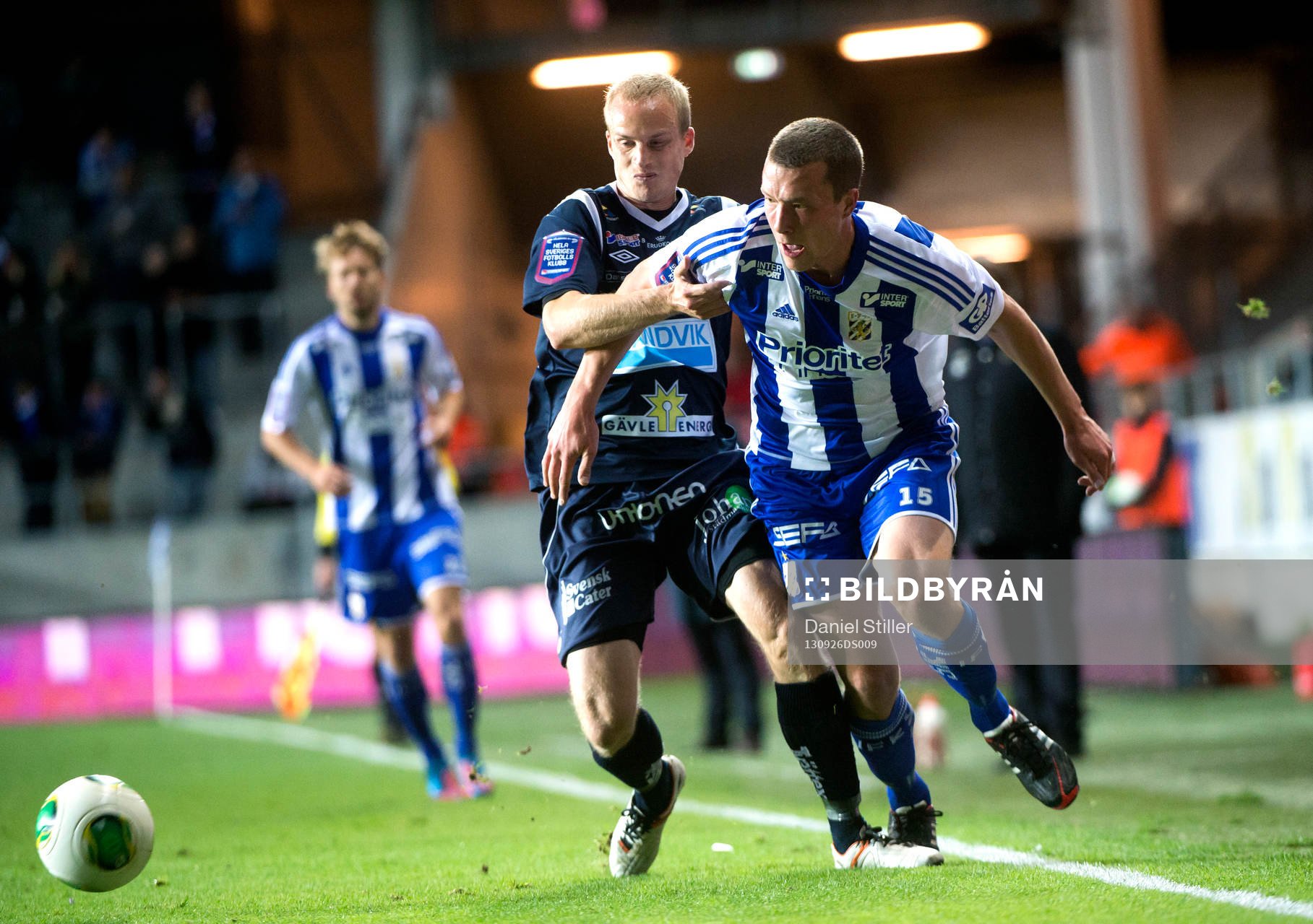 Gefles Pär Asp försöker få tag i IFK Göteborgs Jakob