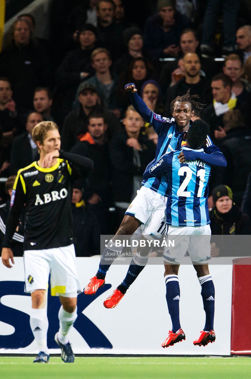 Djurgårdens Amadou Jawo och Godsway Donyoh jublar