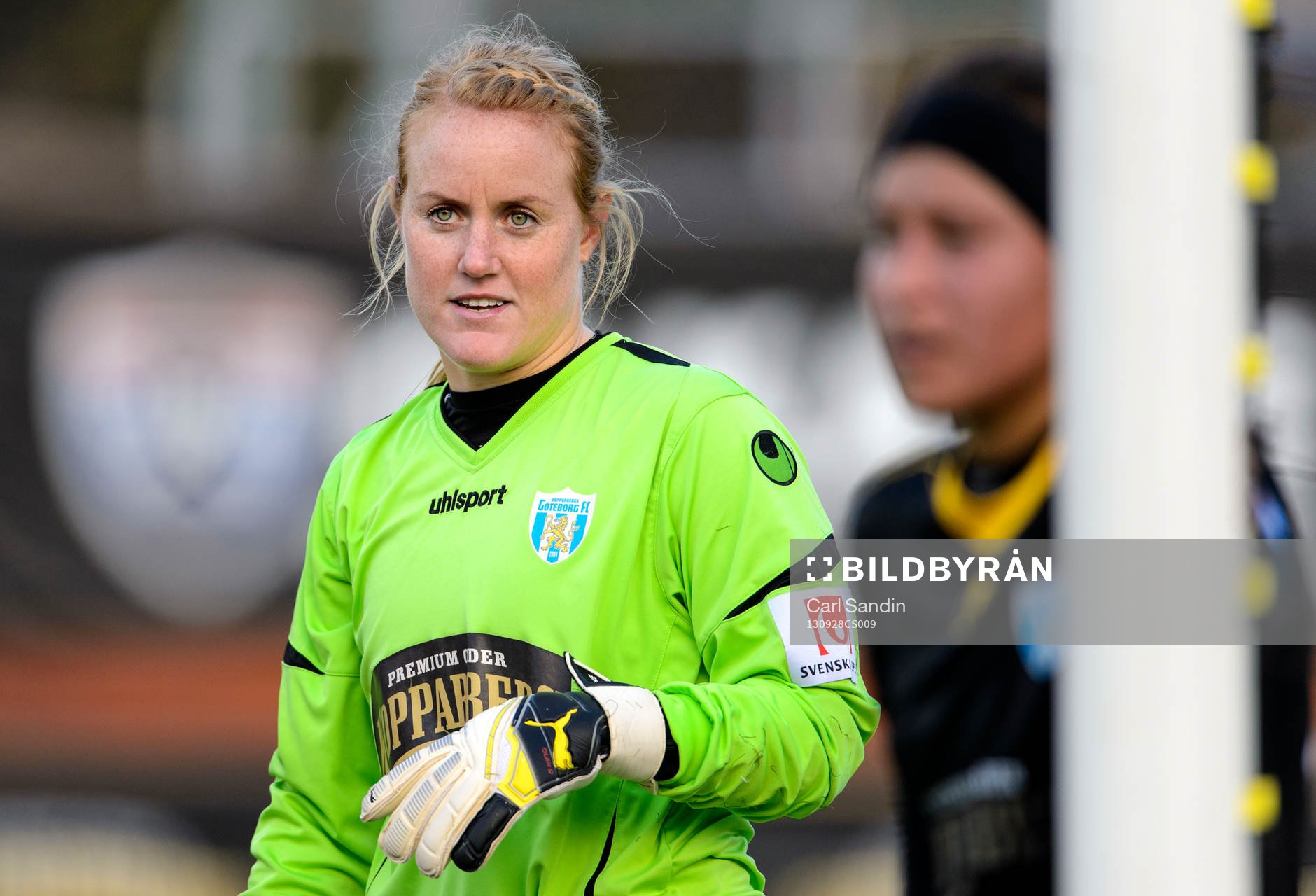 Kopparbergs Göteborgs målvakt Kristin Hammarström under fotbollsmatchen i damallsvenskan mellan Kopparbergs Göteborg och Vittsjö den 28 september 2013 i Göteborg.