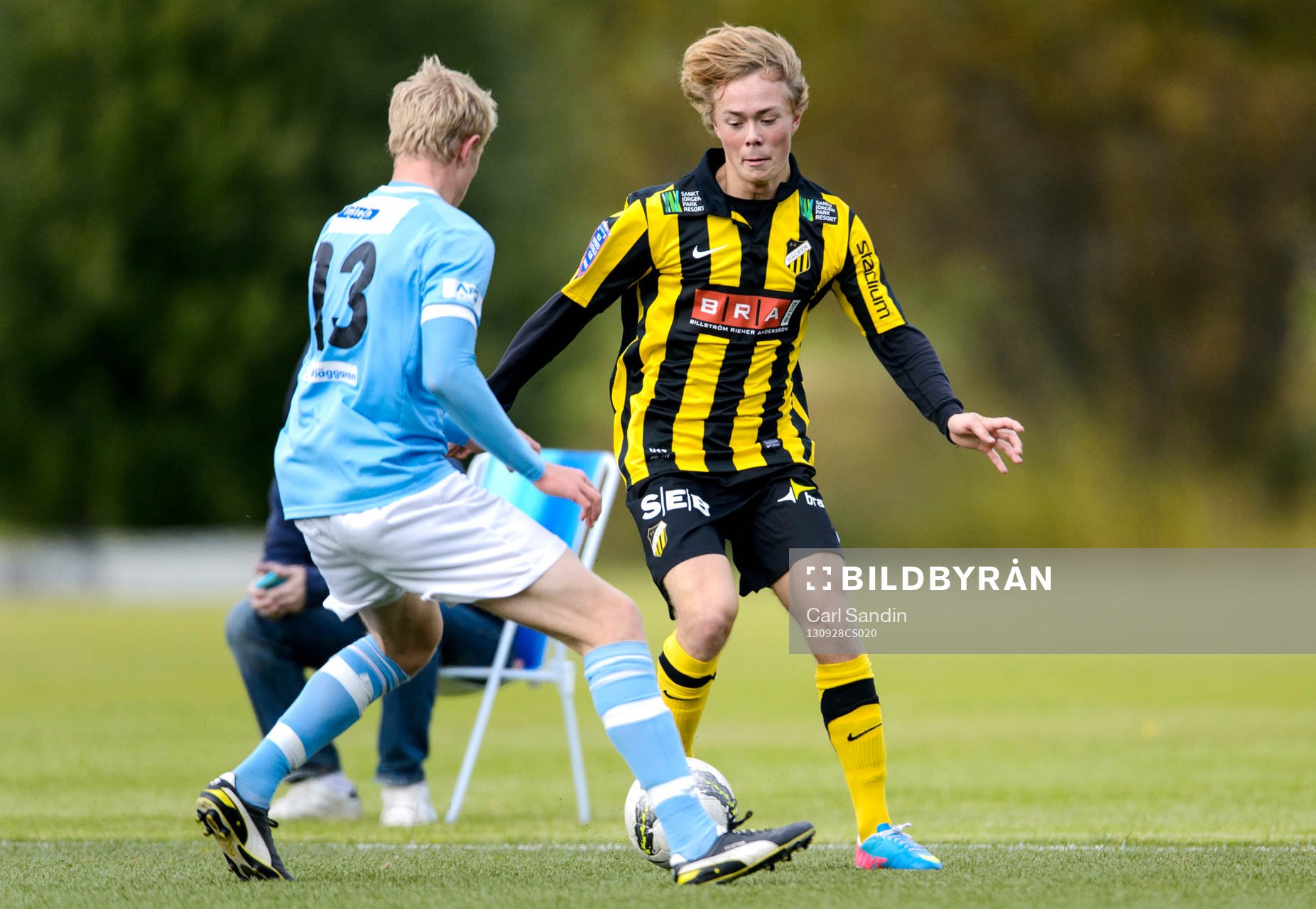 Häckens Joel Andersson (h) utmanar Malmös Franz Brorsson