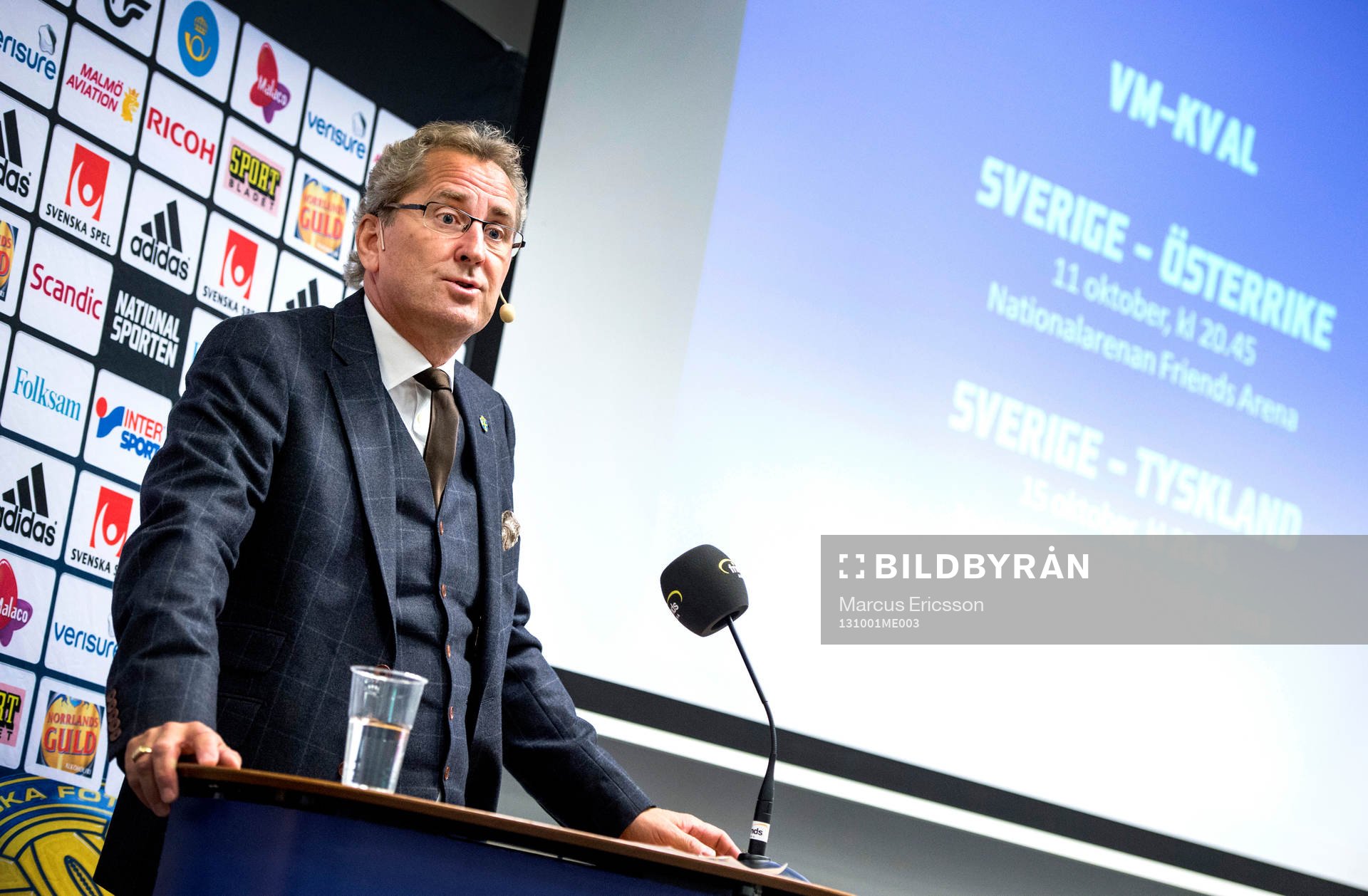 Presskonferens med förbundskaptenen Erik Hamrén
