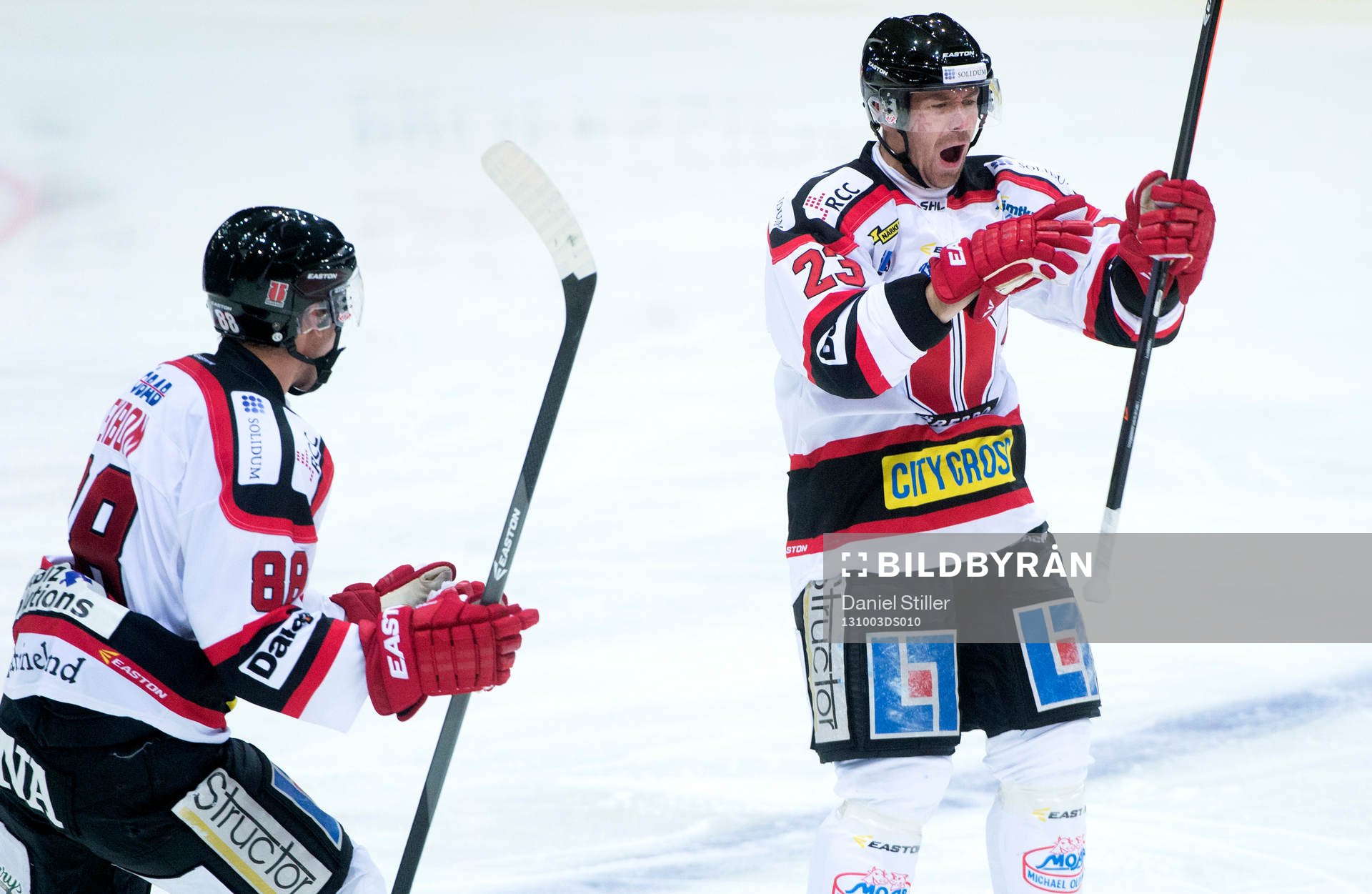 Örebros Tomas Skogs jublar