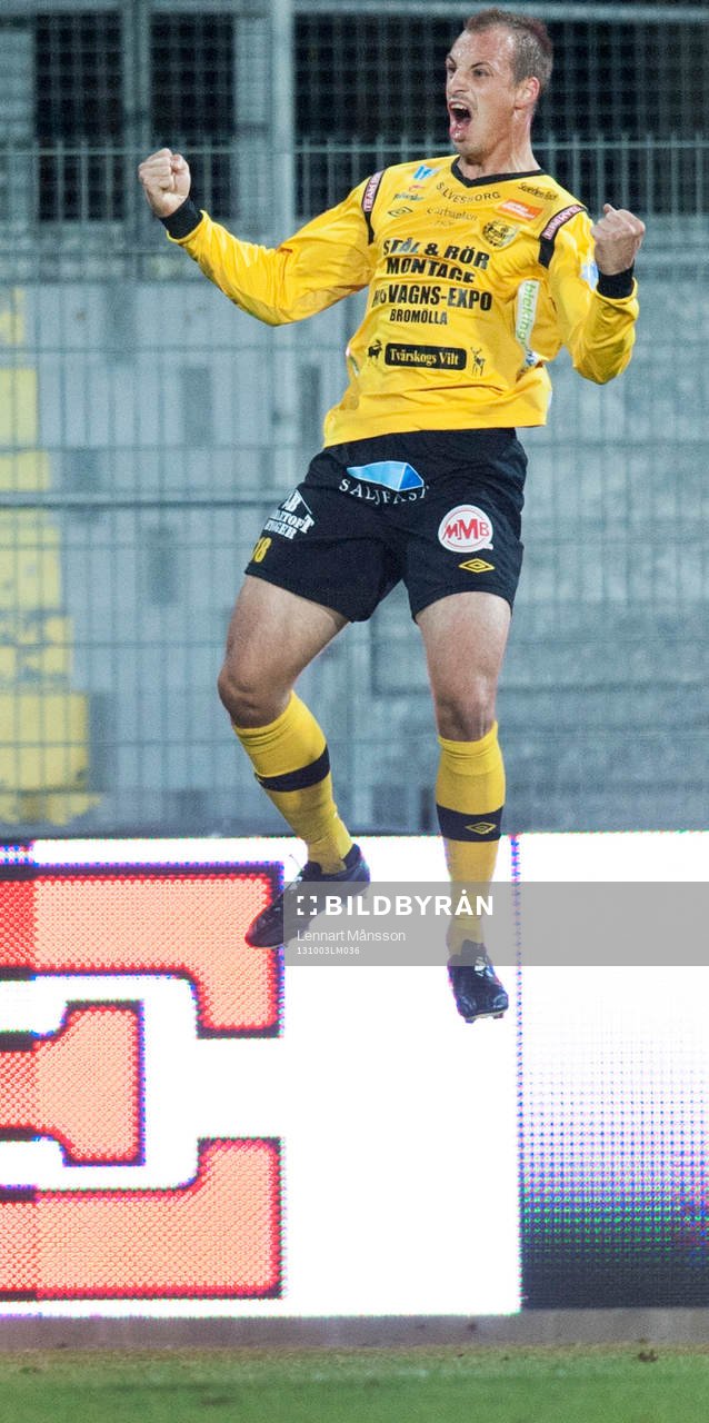 Mjällbys Pär Ericsson reducerar till 2-3