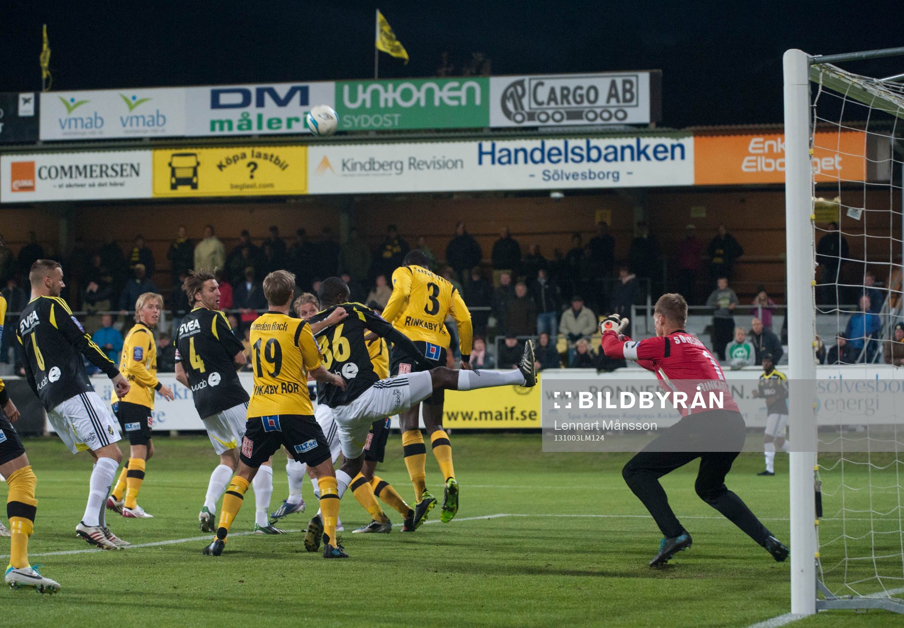 Situation framför Mjällby-målvakten Mattias Asper
