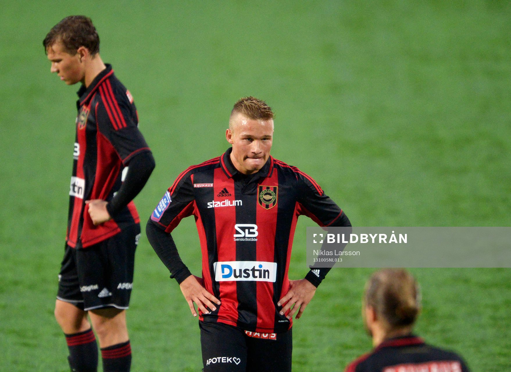 Brommapojkarnas Fredric Jonson, Jesper Karlström deppar