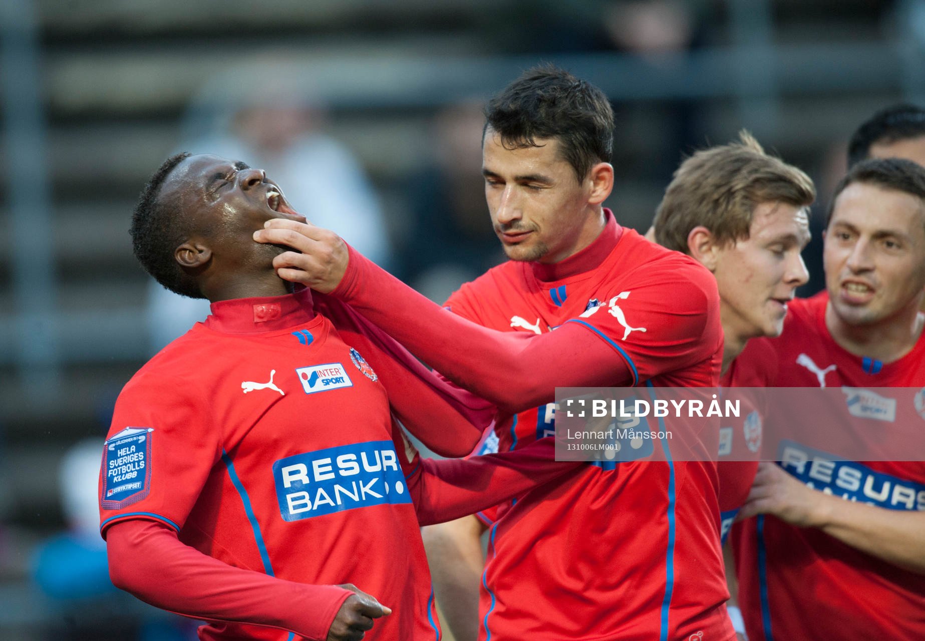 Helsingborgs David Accam har gjort första målet och