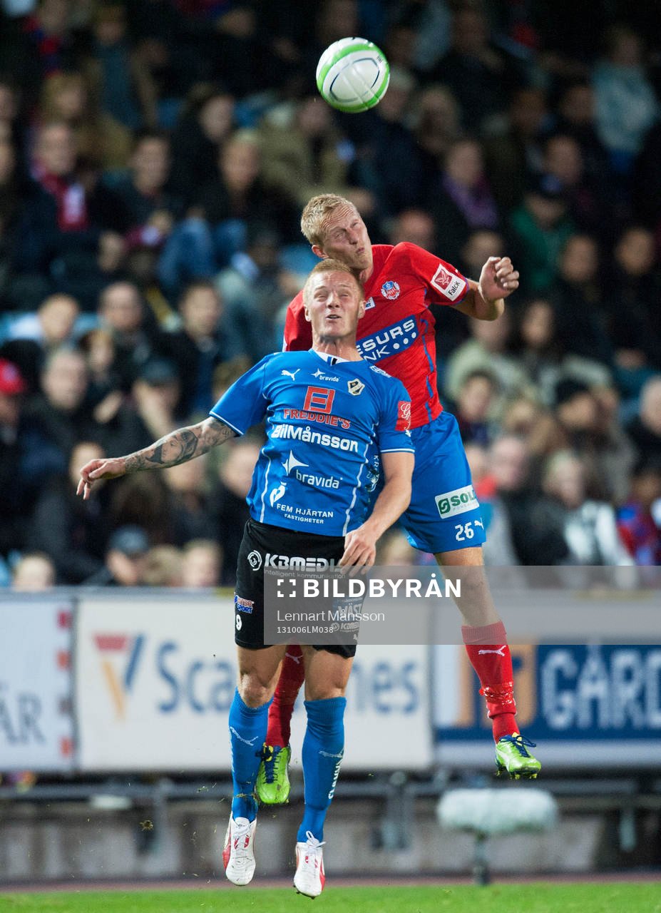 Helsingborgs Peter Larsson och Halmstads Gudjon Baldvinsson