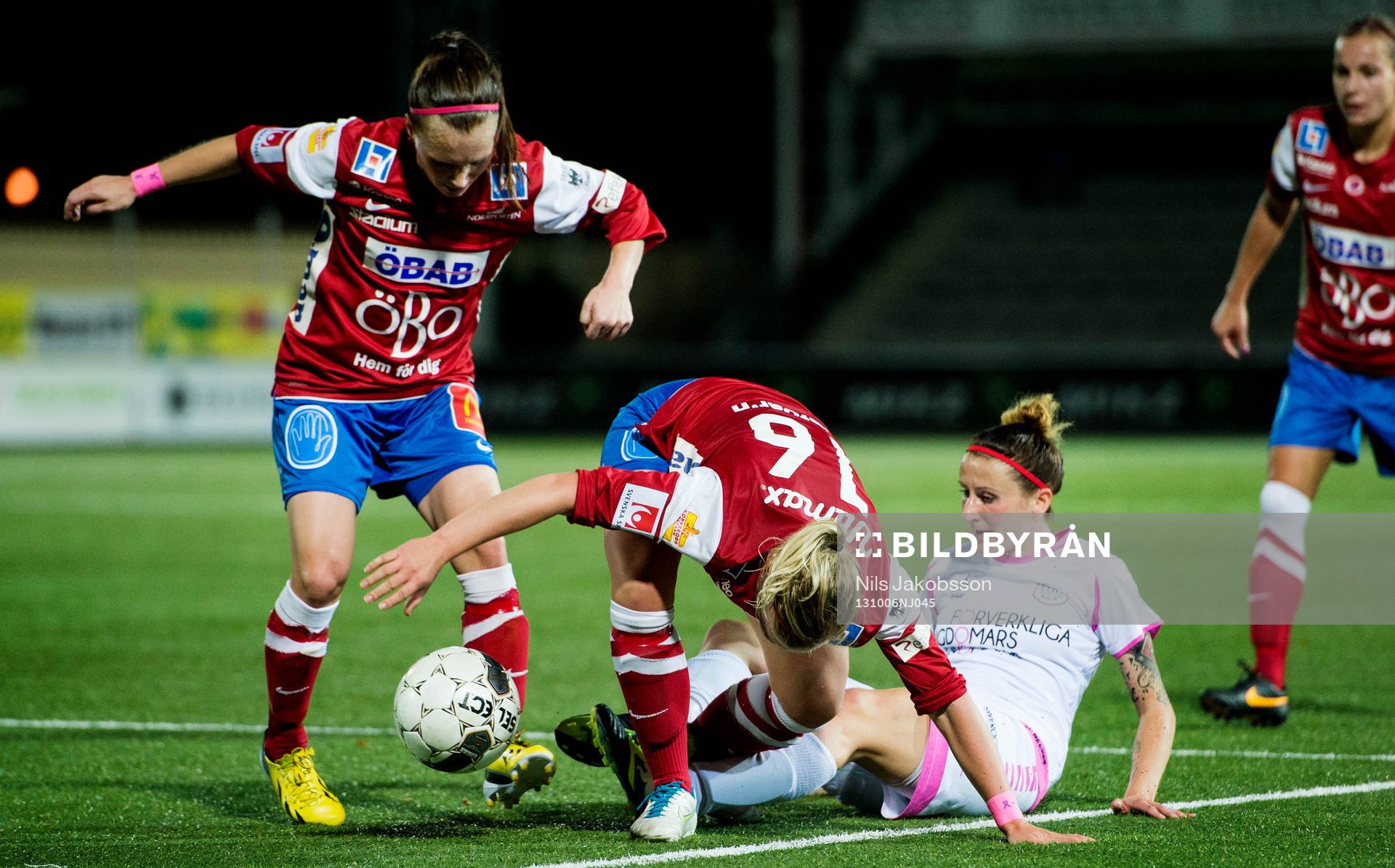 KIF Örebros Maria Synnerdahl och LdB Malmös Anja Mittag