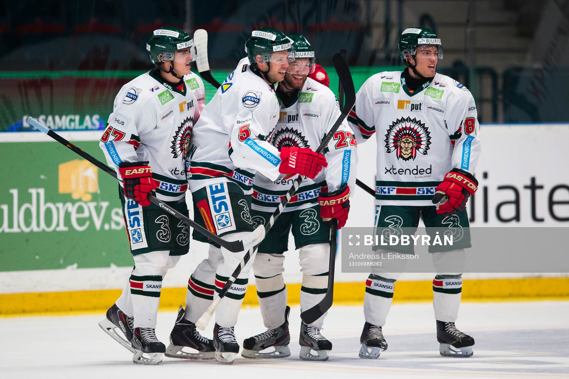 Frölundas Christian Bäckman (m) jublar