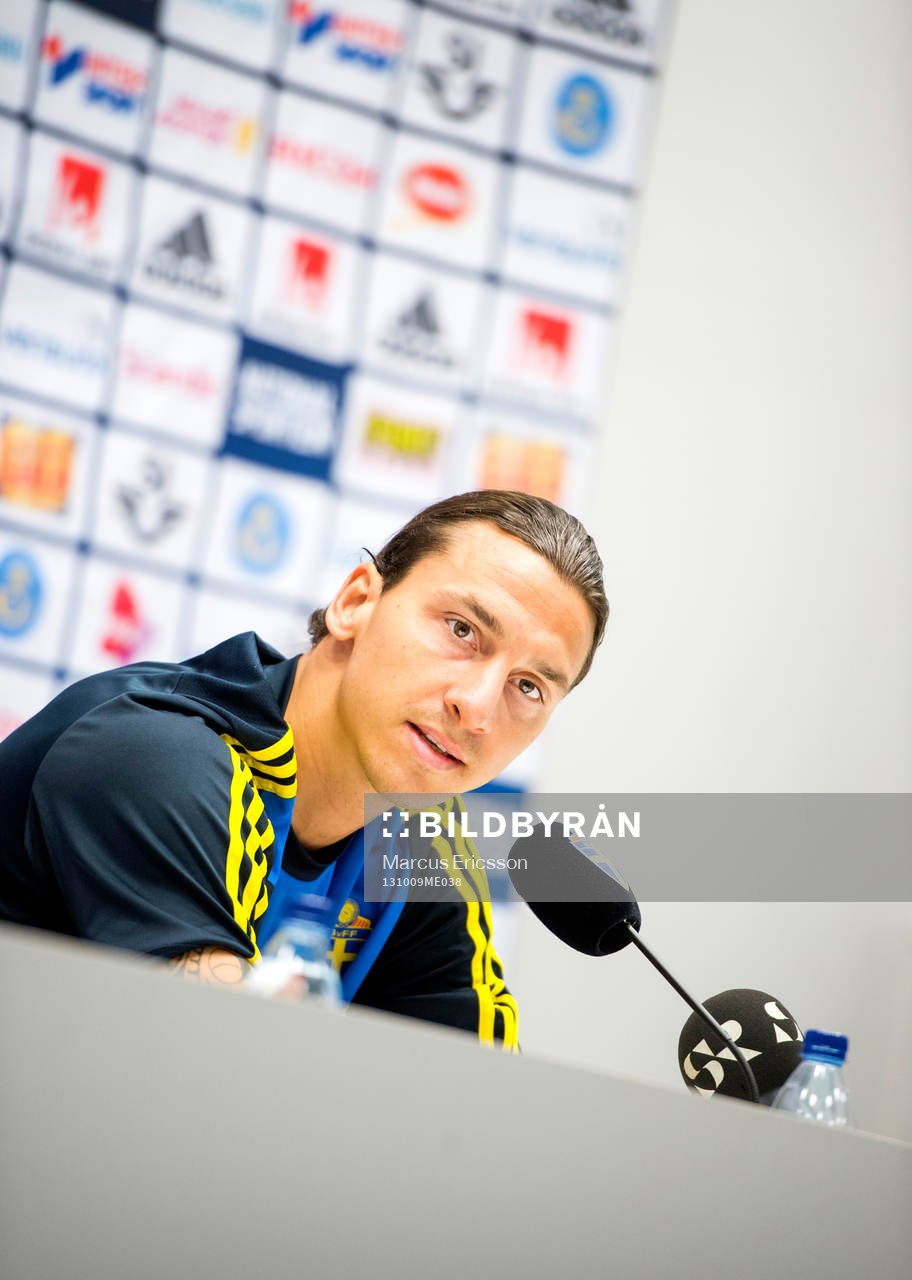 Presskonferens med Zlatan Ibrahimovic
