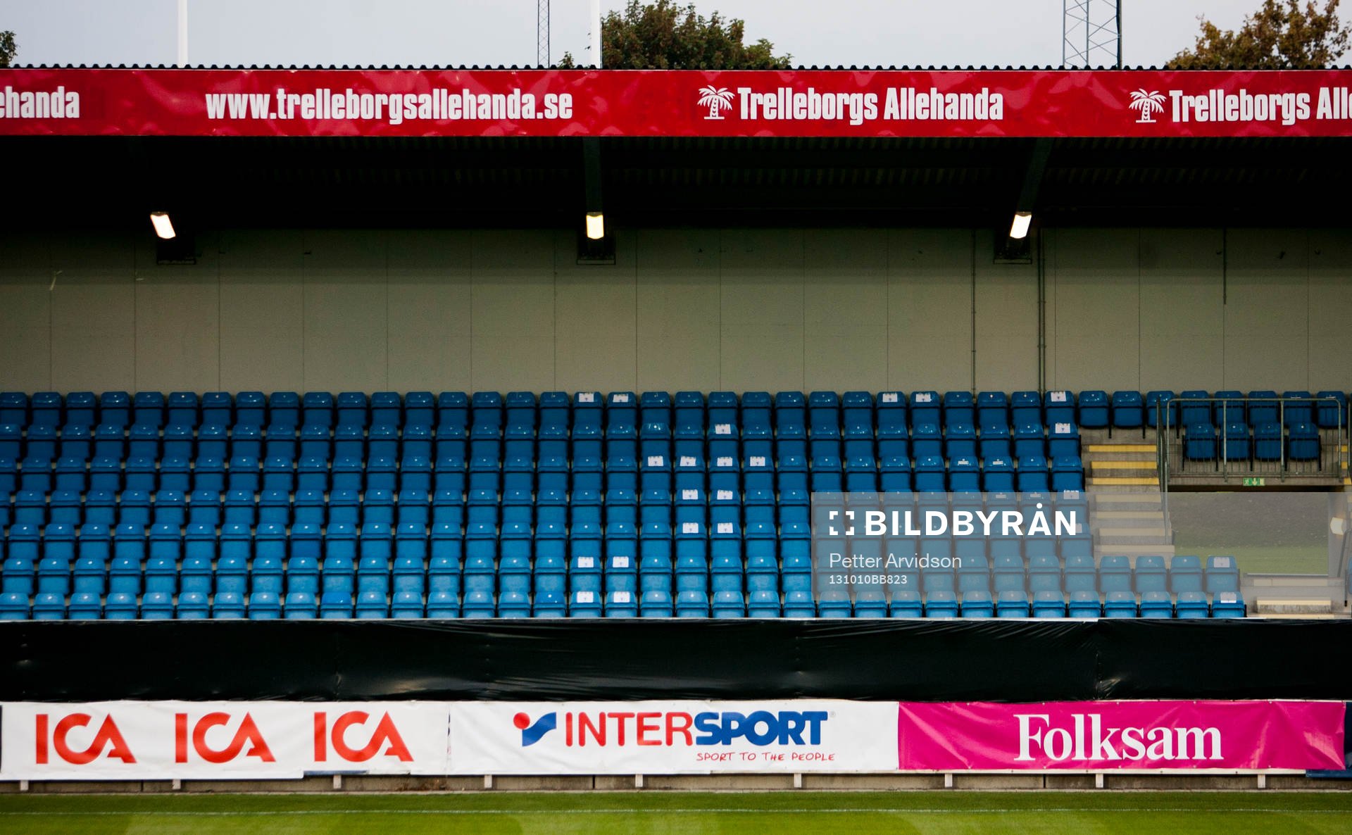Bilder bakom kulisserna från P18s EM-kvalet den 10 oktober 2013 i Trelleborg.