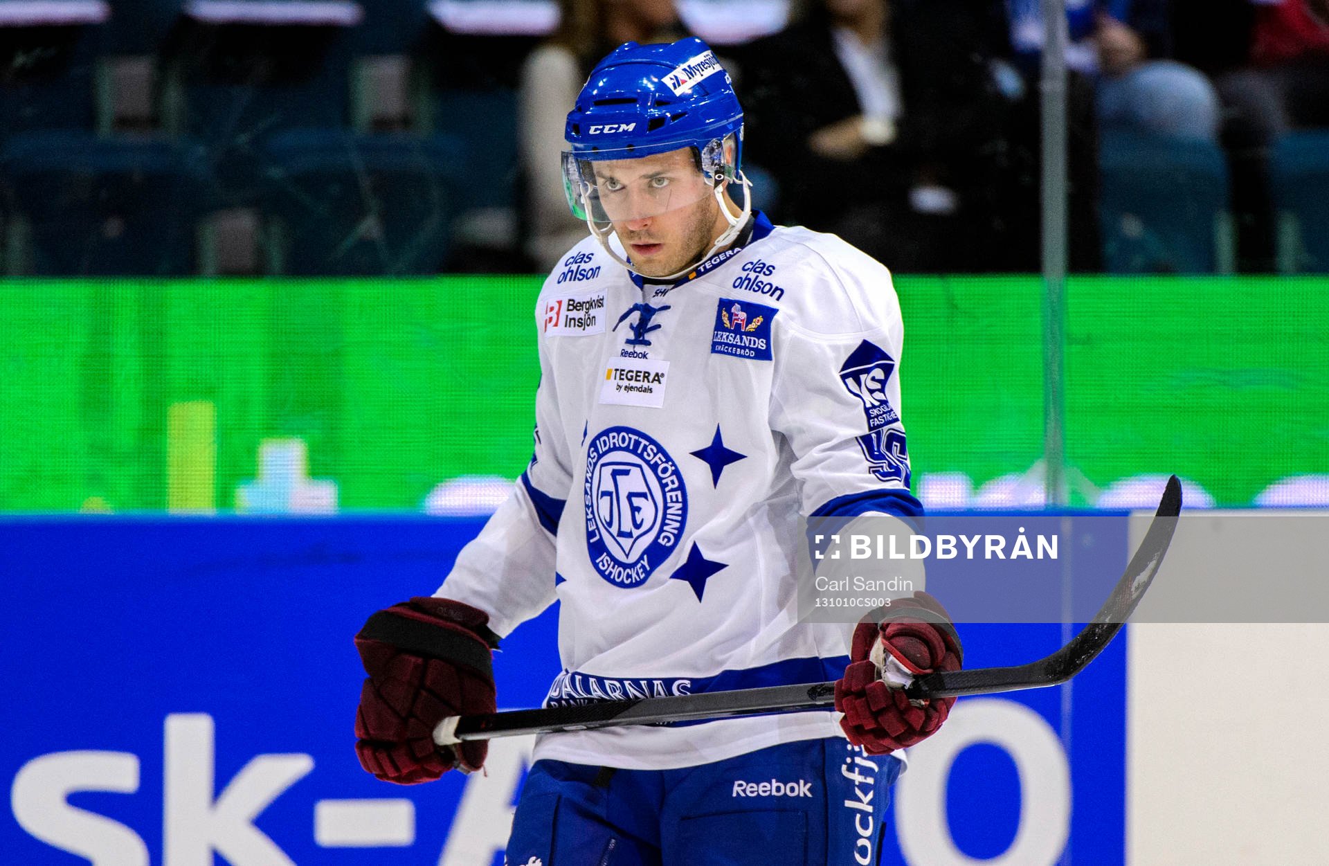 Leksands Fabian Brunnström värmer upp innan