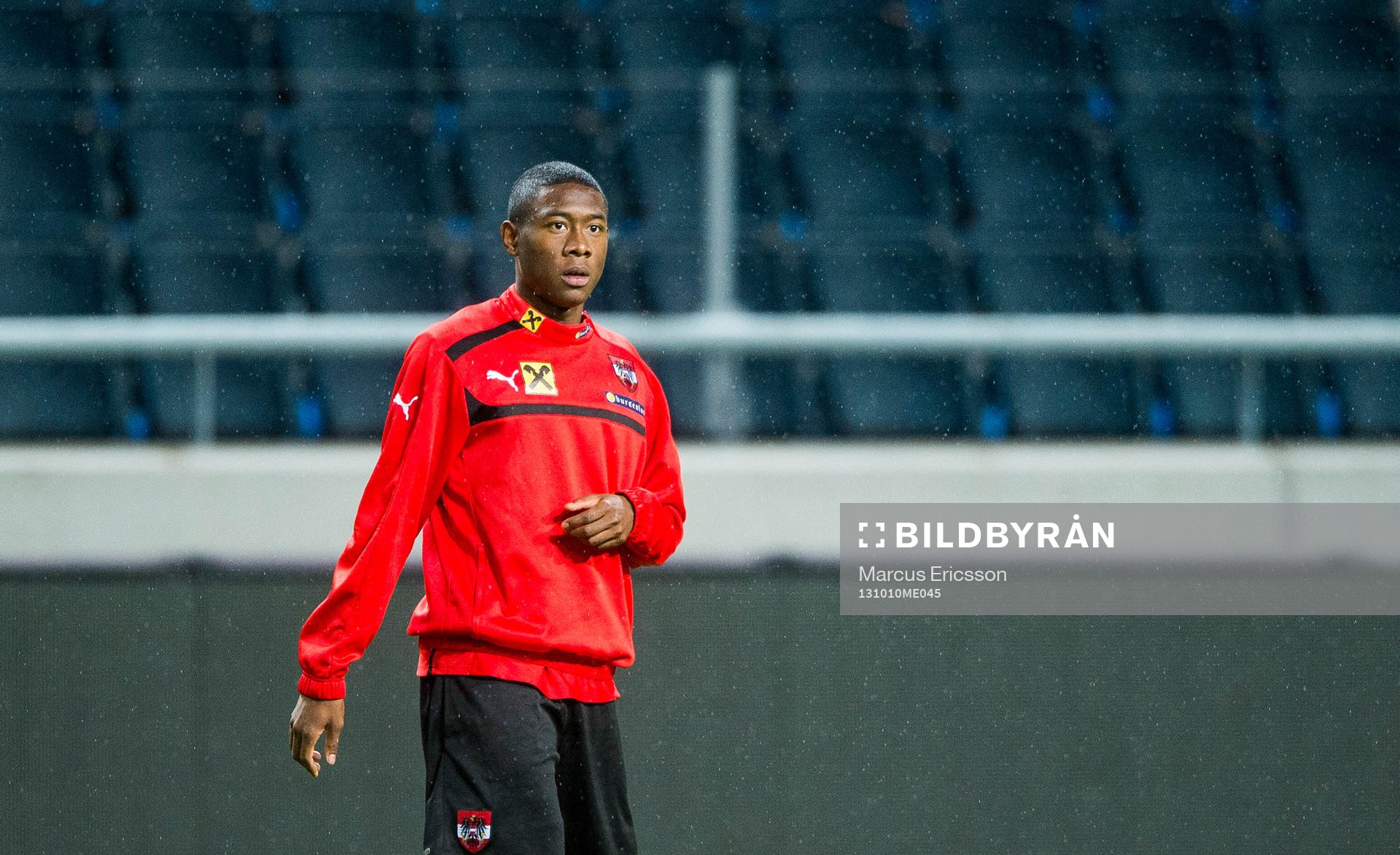 David Alaba under Österrikes träning den 10 oktober 2013 i Stockholm.