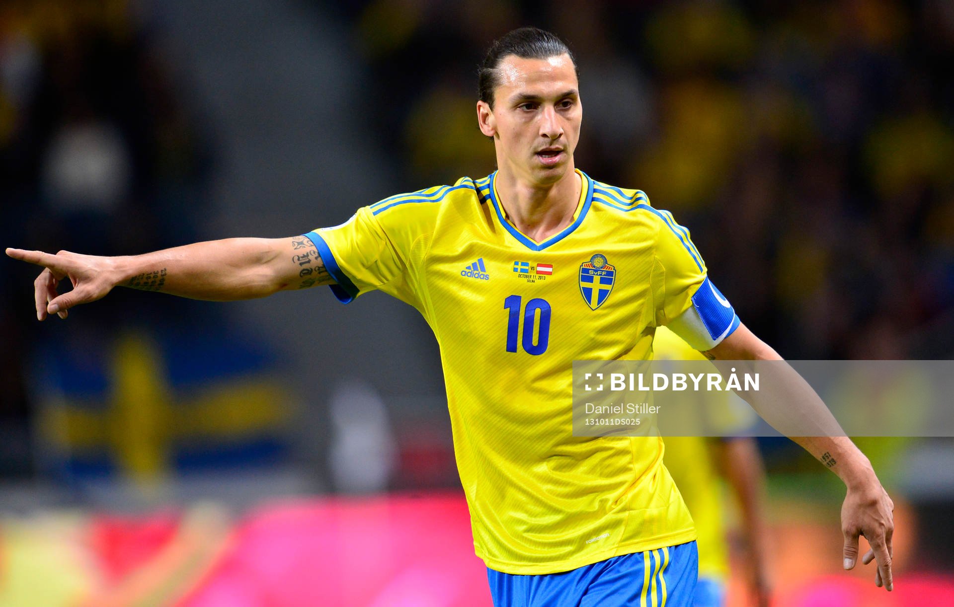 Sveriges Zlatan Ibrahimovic pekar