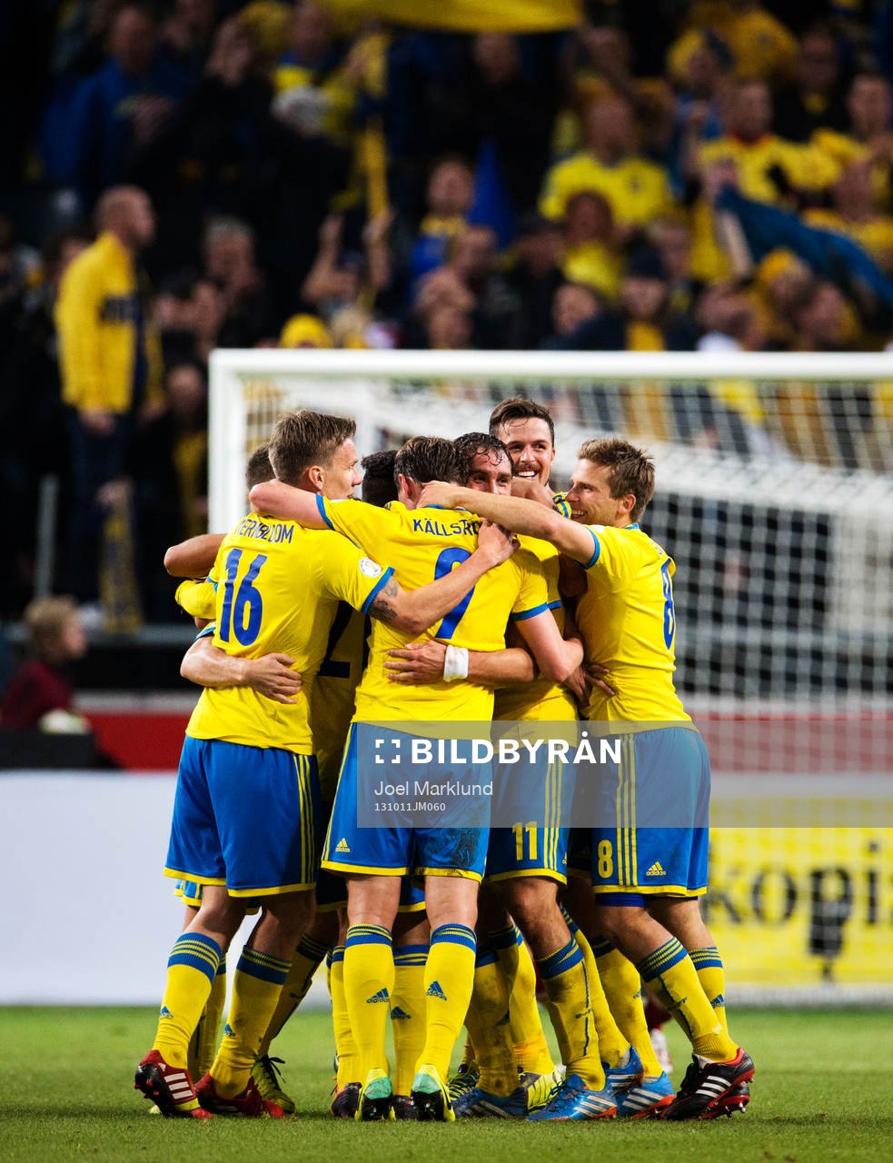 Jubel bland de svenska spelarna