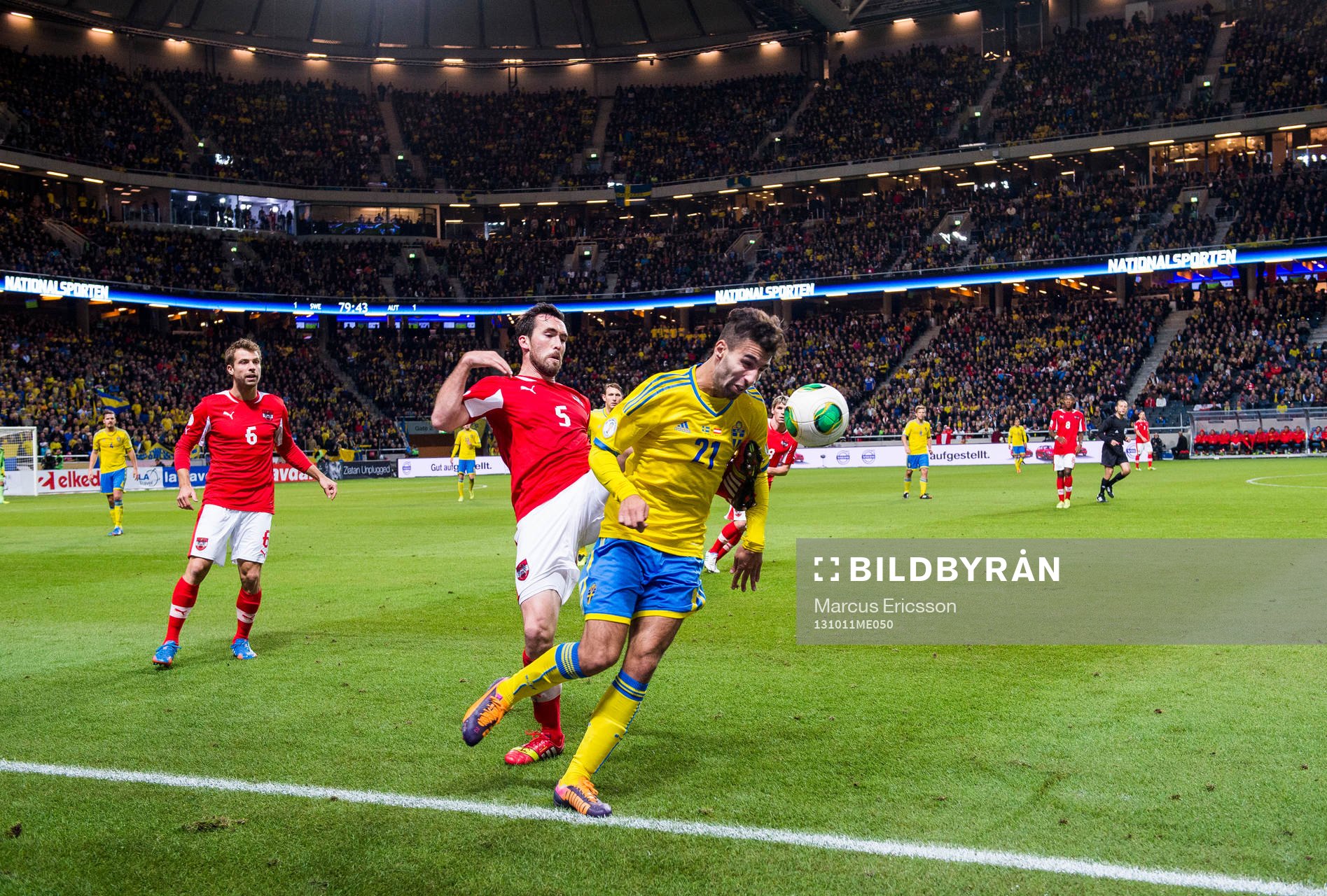 Österrikes Andreas Ivanschitz och Christian Fuchs  och