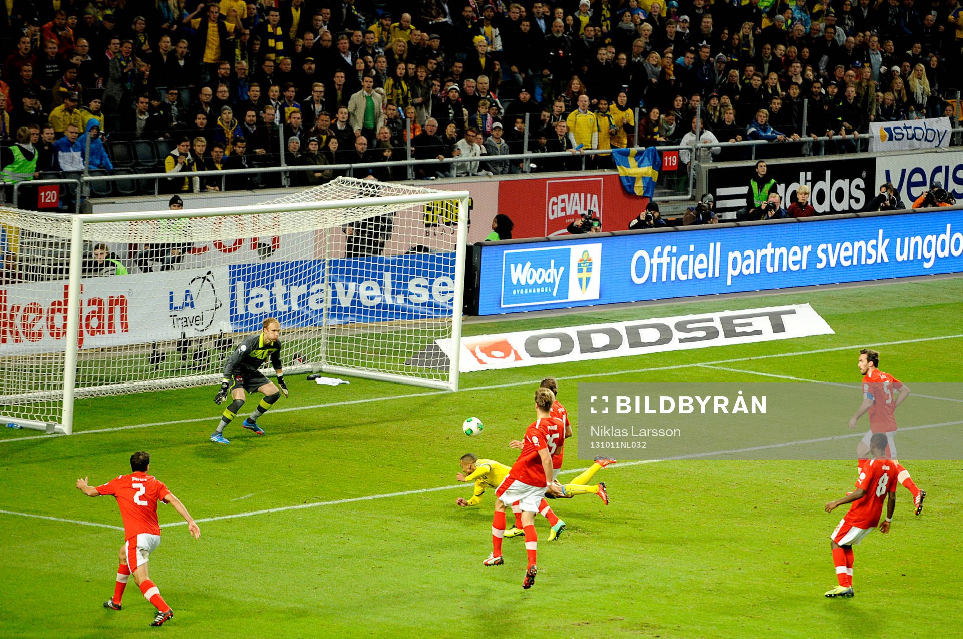 Sveriges Martin Olsson nickar in kvitteringsmålet