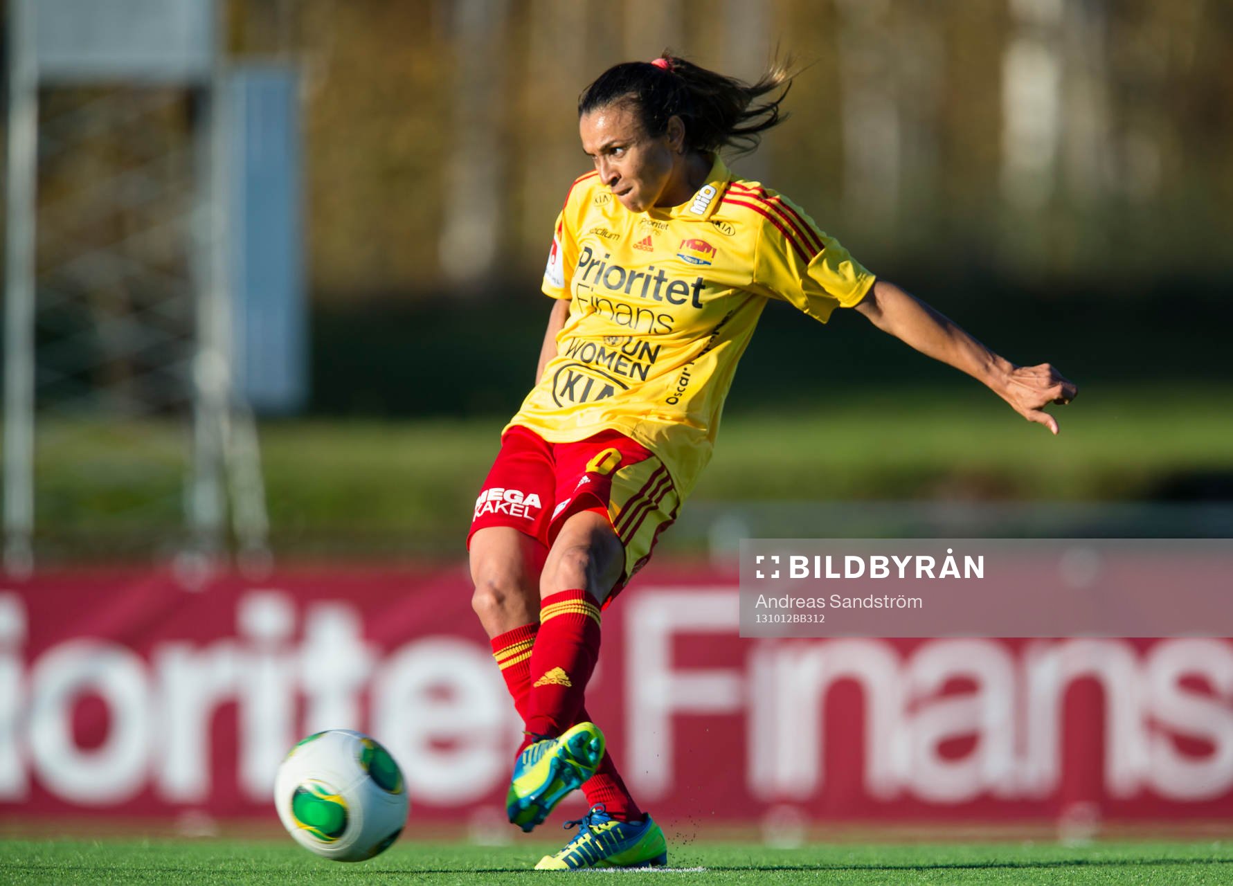 Tyresös Marta Vieira da Silva missar en straff
