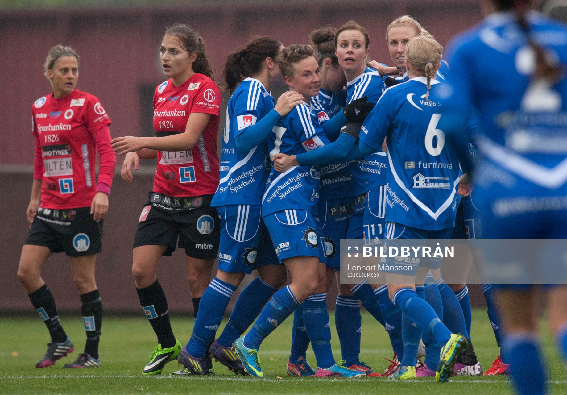 Vittsjös Jane Ross kvitterar till 1-1 i matchen i