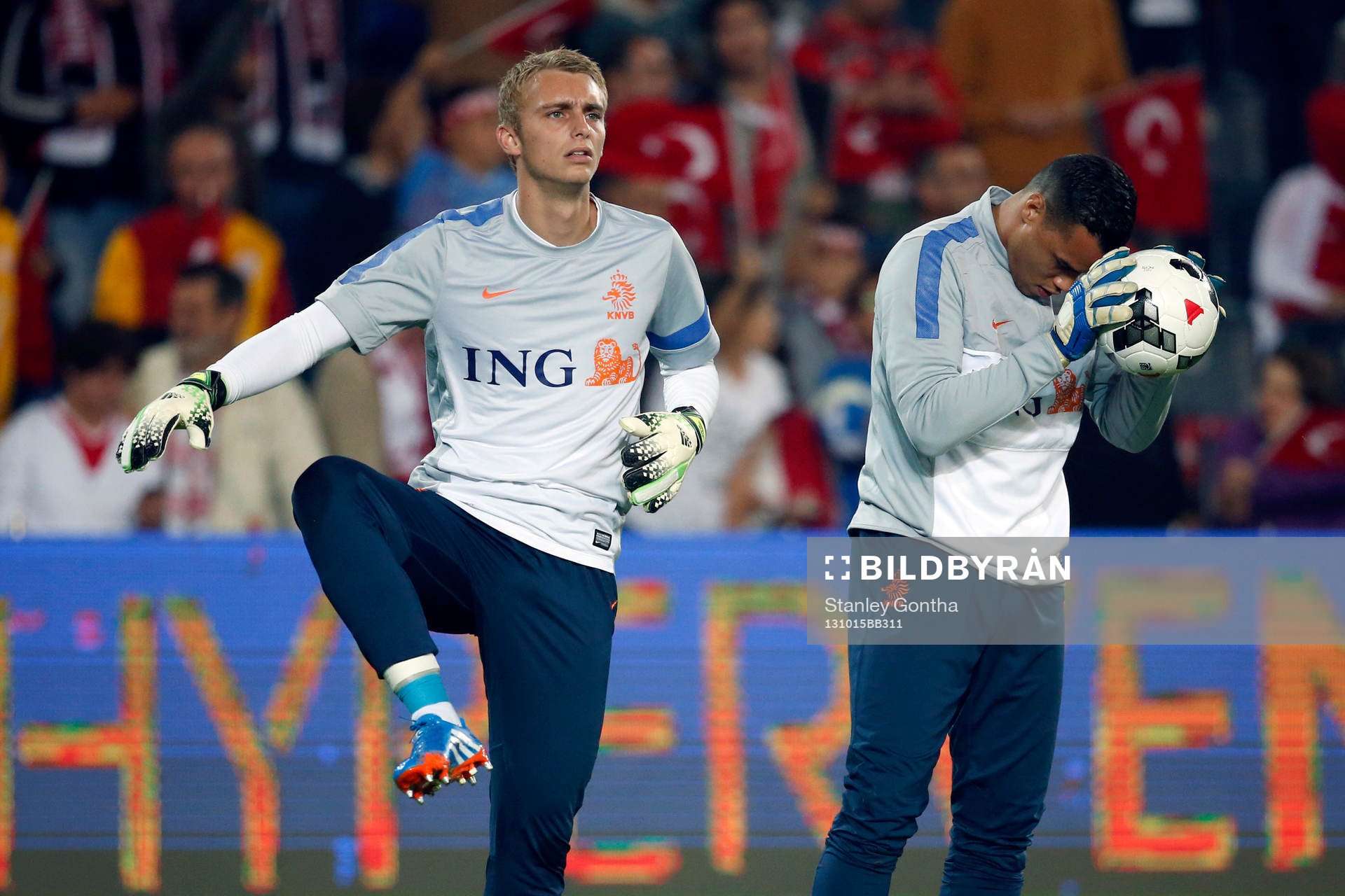 ISTANBUL,  Sukru Saracoglu Stadion, 15-10-2013 WK