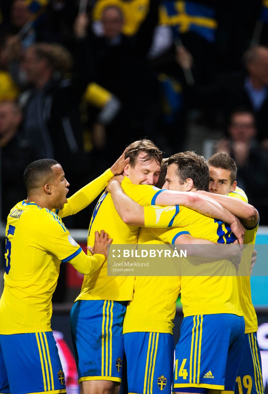 Sveriges Martin Olsson, Kim Källström, Tobias Hysén och